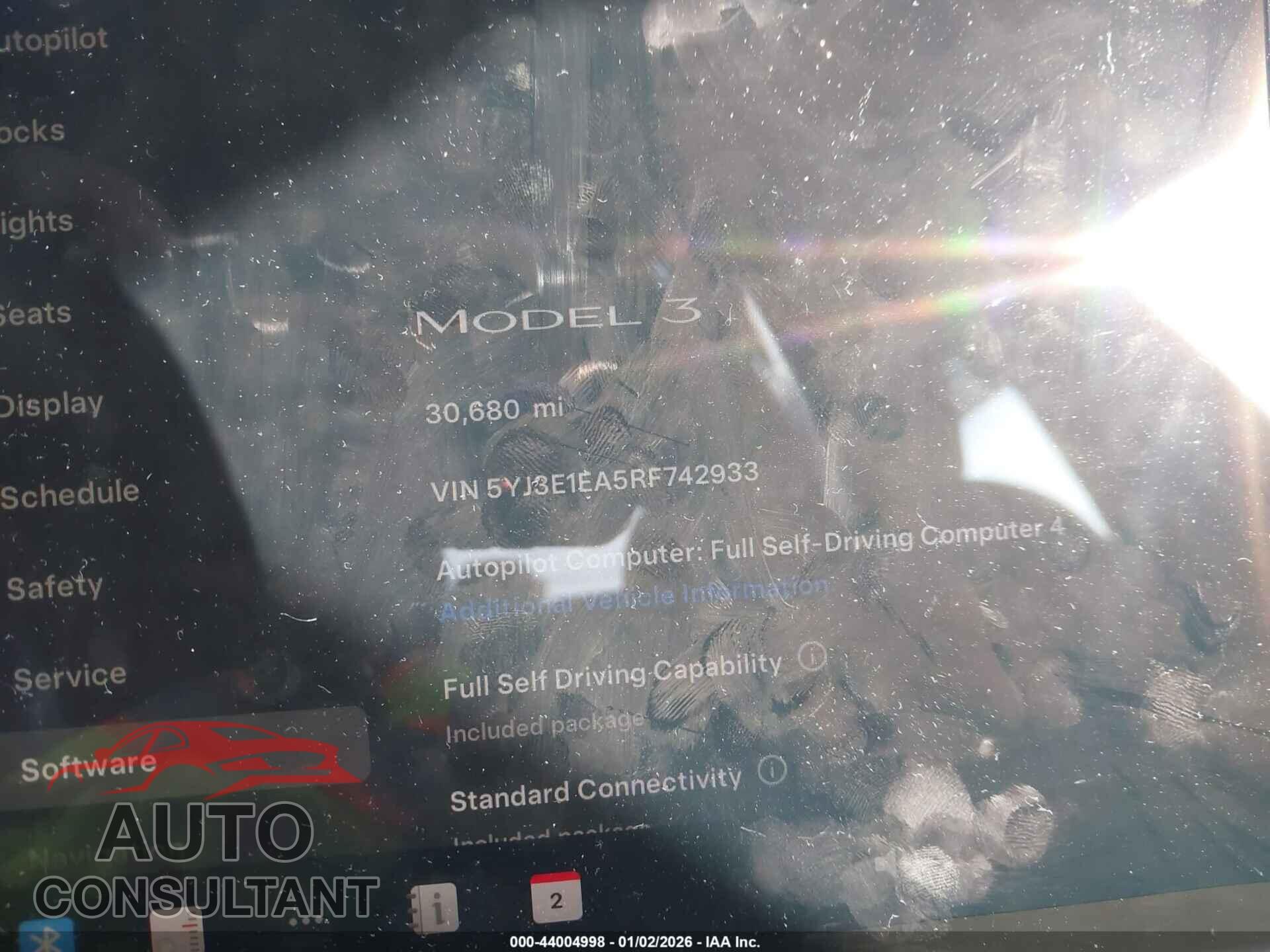 TESLA MODEL 3 2024 - 5YJ3E1EA5RF742933