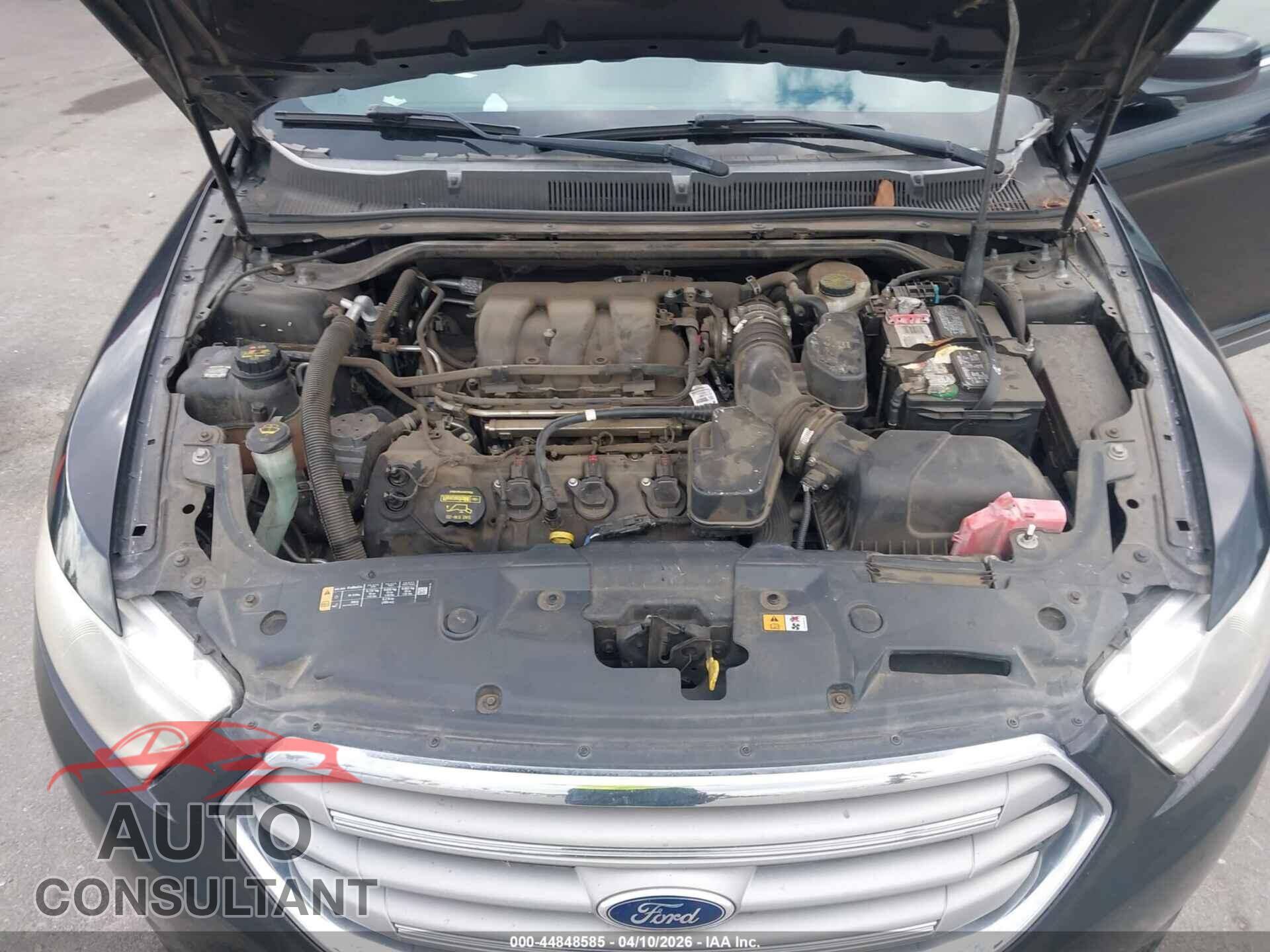FORD TAURUS 2013 - 1FAHP2E81DG172596
