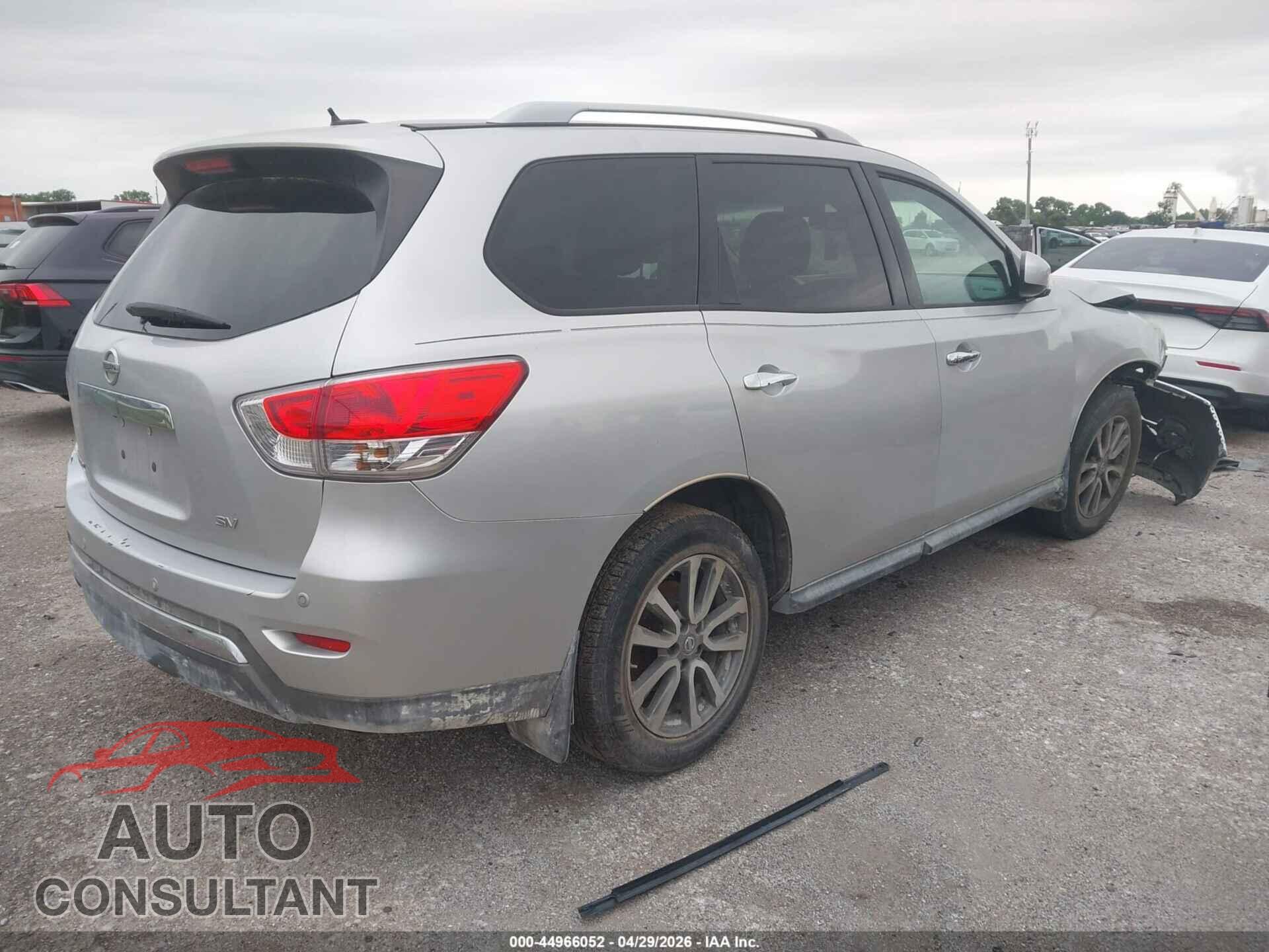 NISSAN PATHFINDER 2015 - 5N1AR2MN8FC618097