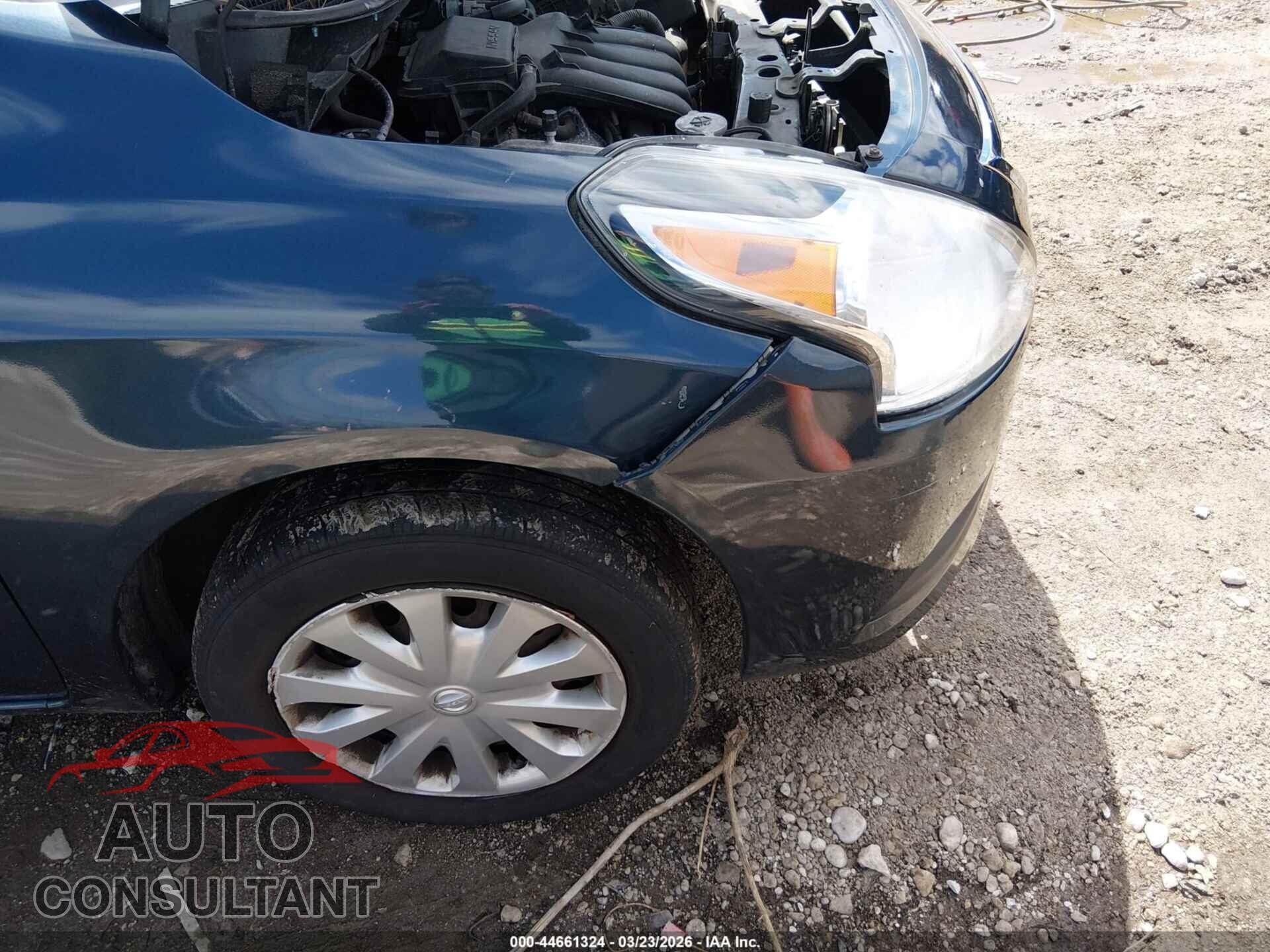 NISSAN VERSA 2017 - 3N1CN7AP1HL802657