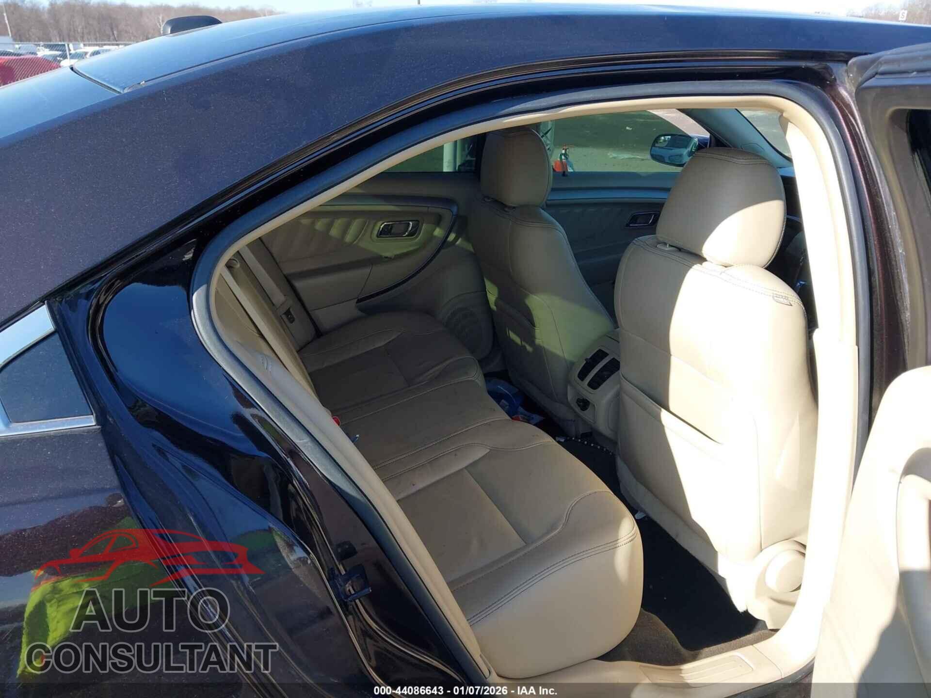 FORD TAURUS 2013 - 1FAHP2E85DG224540
