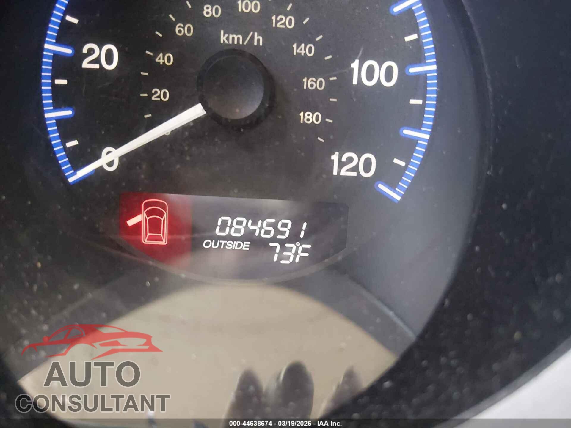 HONDA ELEMENT 2011 - 5J6YH2H77BL005622