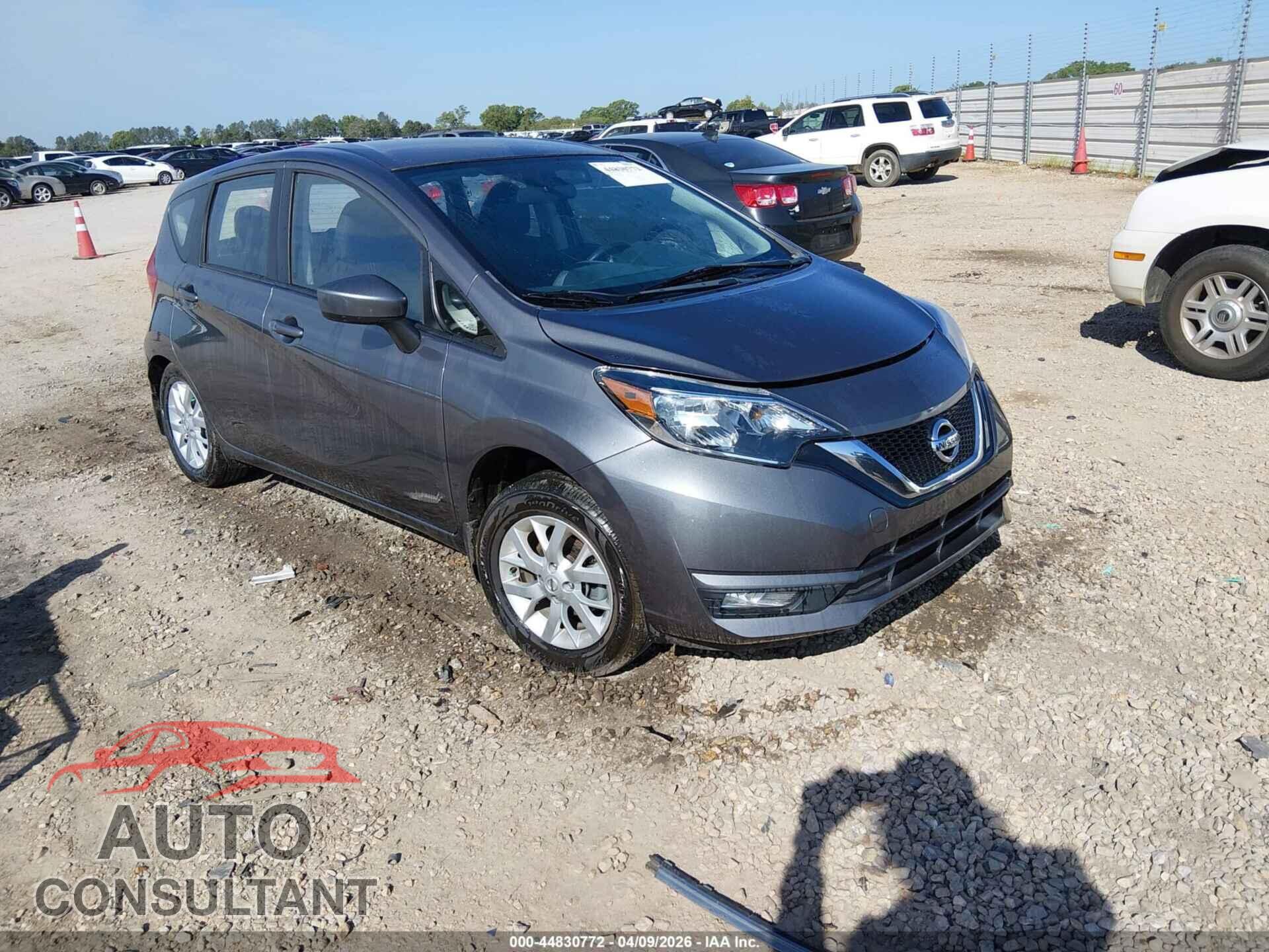 NISSAN VERSA NOTE 2018 - 3N1CE2CP8JL353984