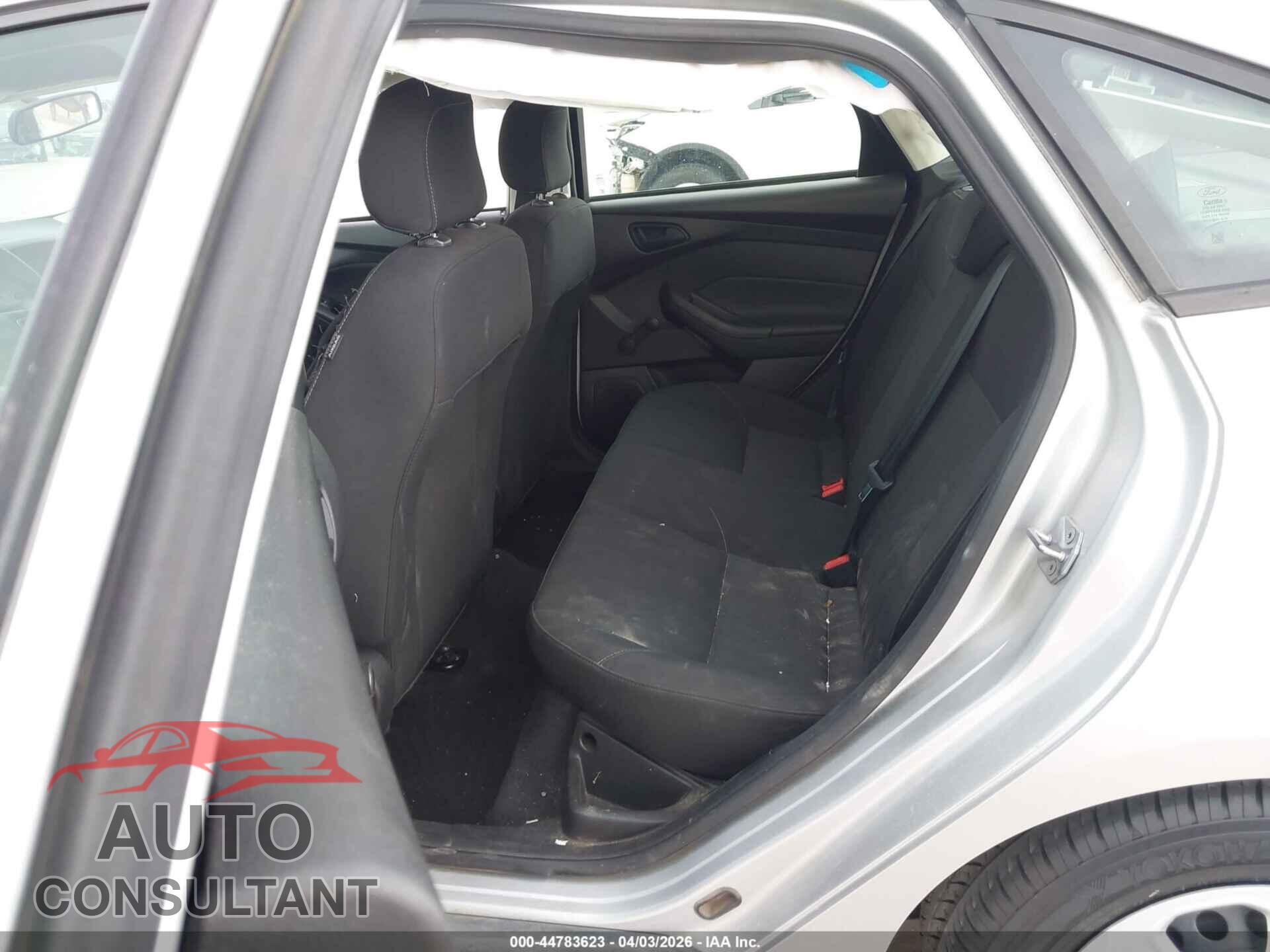 FORD FOCUS 2017 - 1FADP3E22HL332658