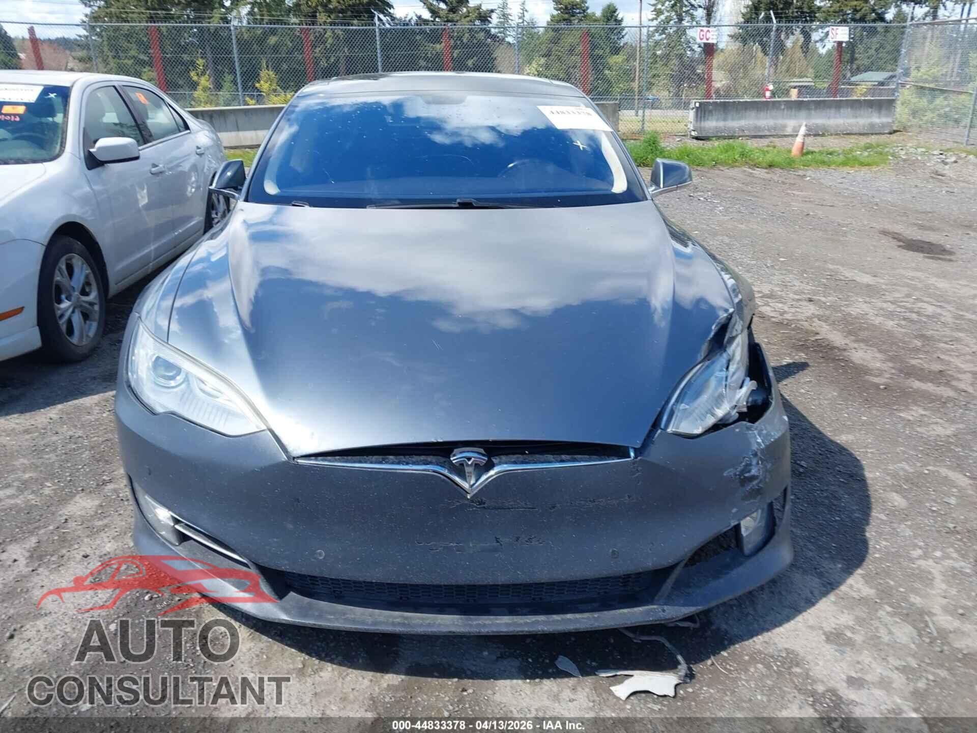 TESLA MODEL S 2013 - 5YJSA1CN4DFP13610