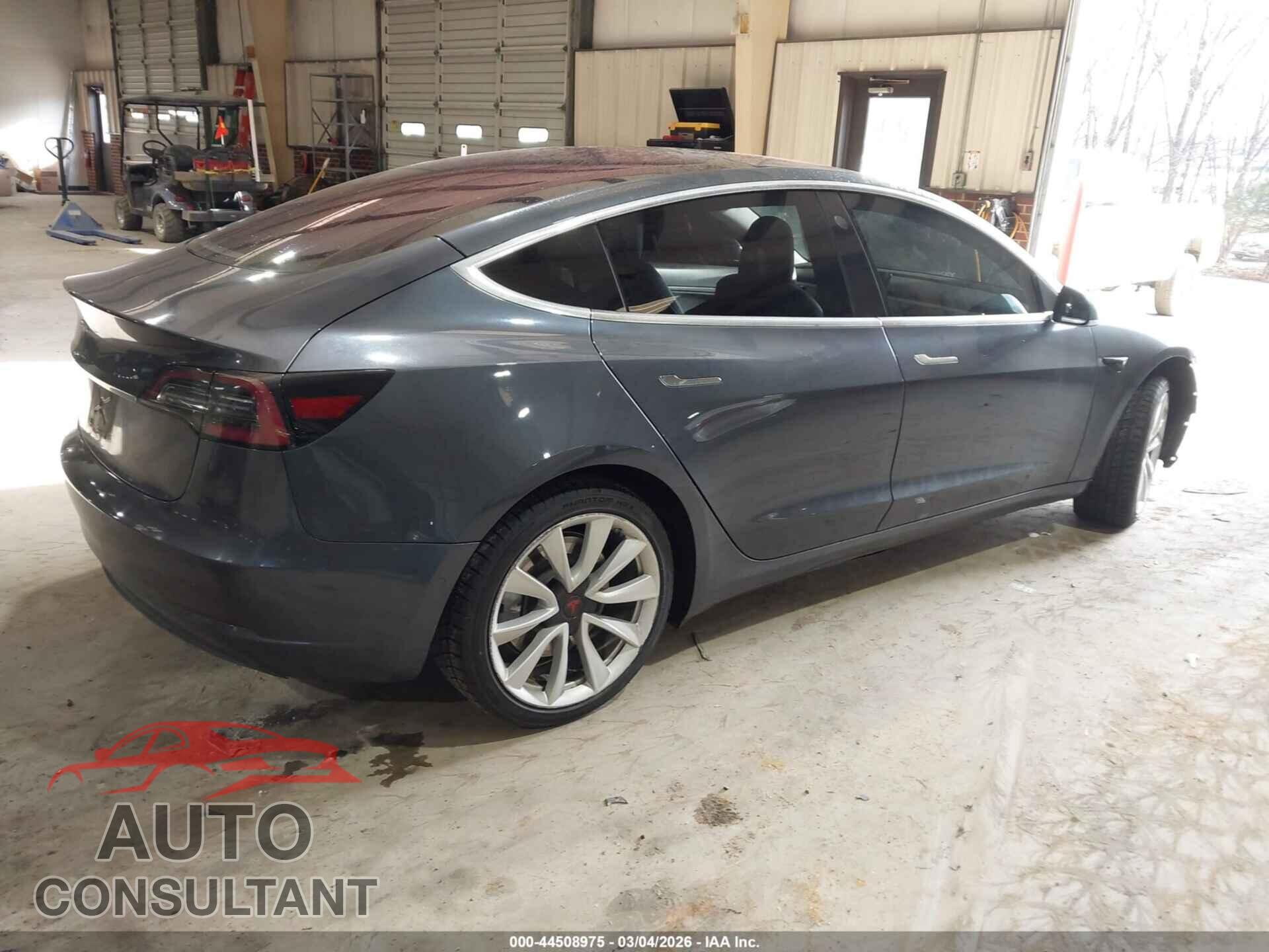 TESLA MODEL 3 2018 - 5YJ3E1EA2JF006035