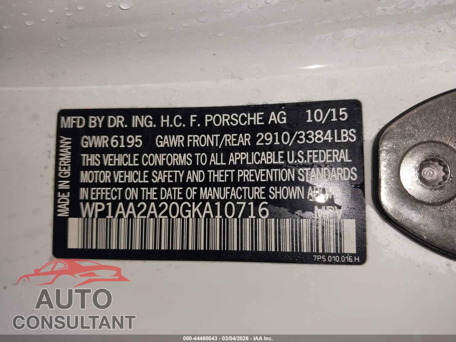PORSCHE CAYENNE 2016 - WP1AA2A20GKA10716