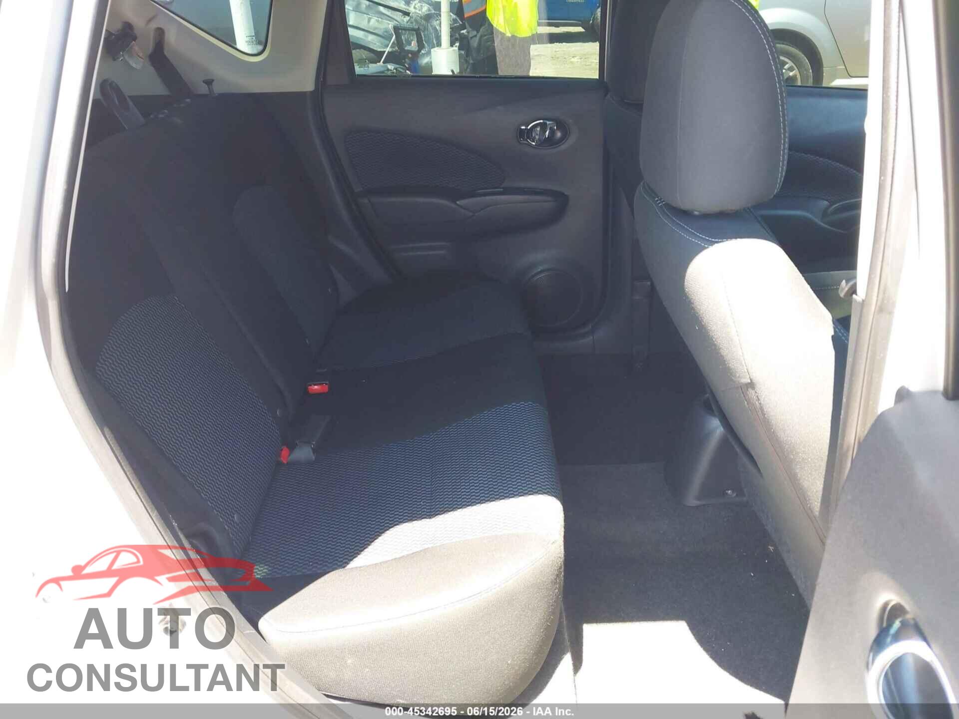 NISSAN VERSA NOTE 2015 - 3N1CE2CP7FL431663