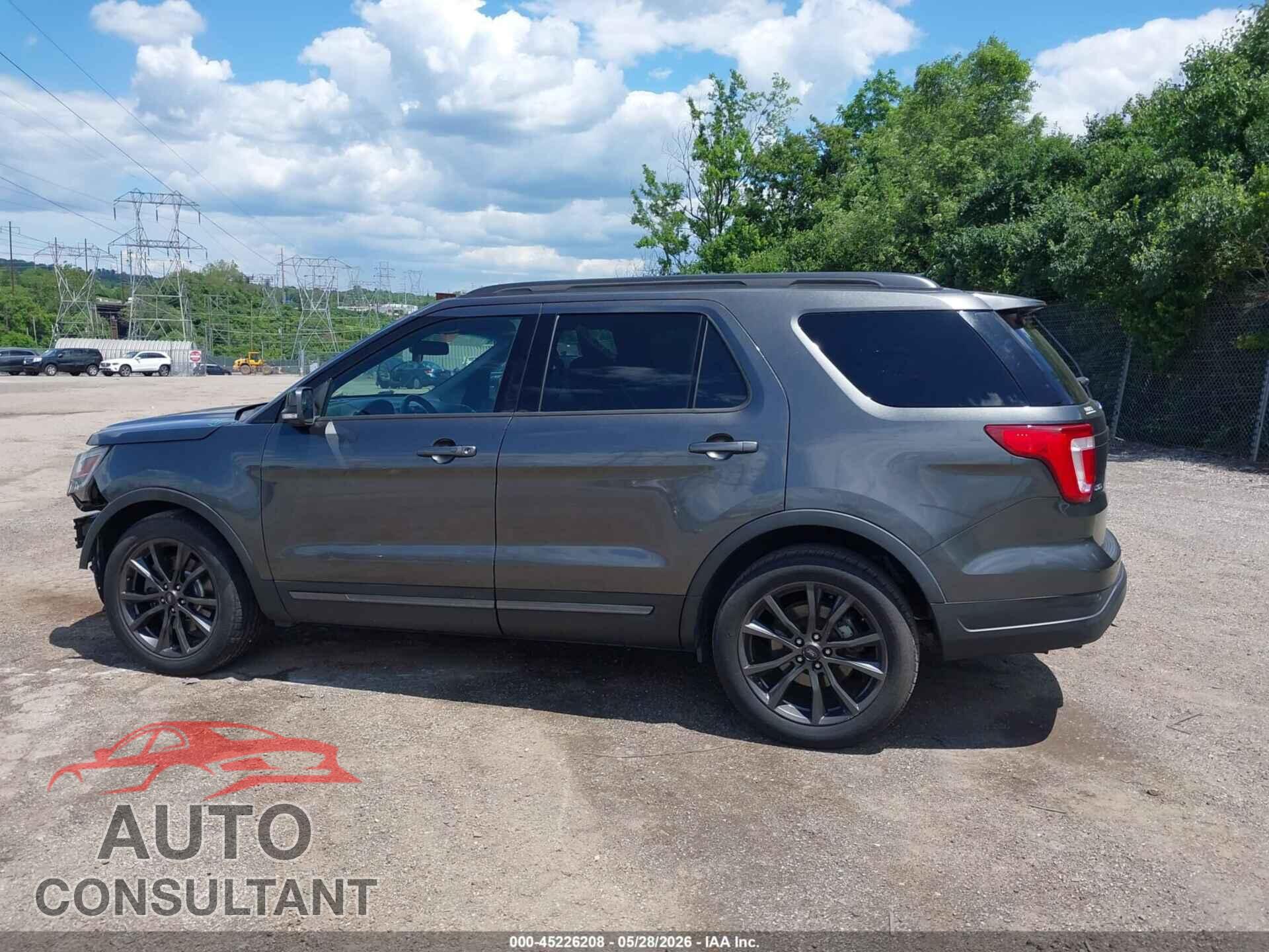 FORD EXPLORER 2018 - 1FM5K7D87JGB25591