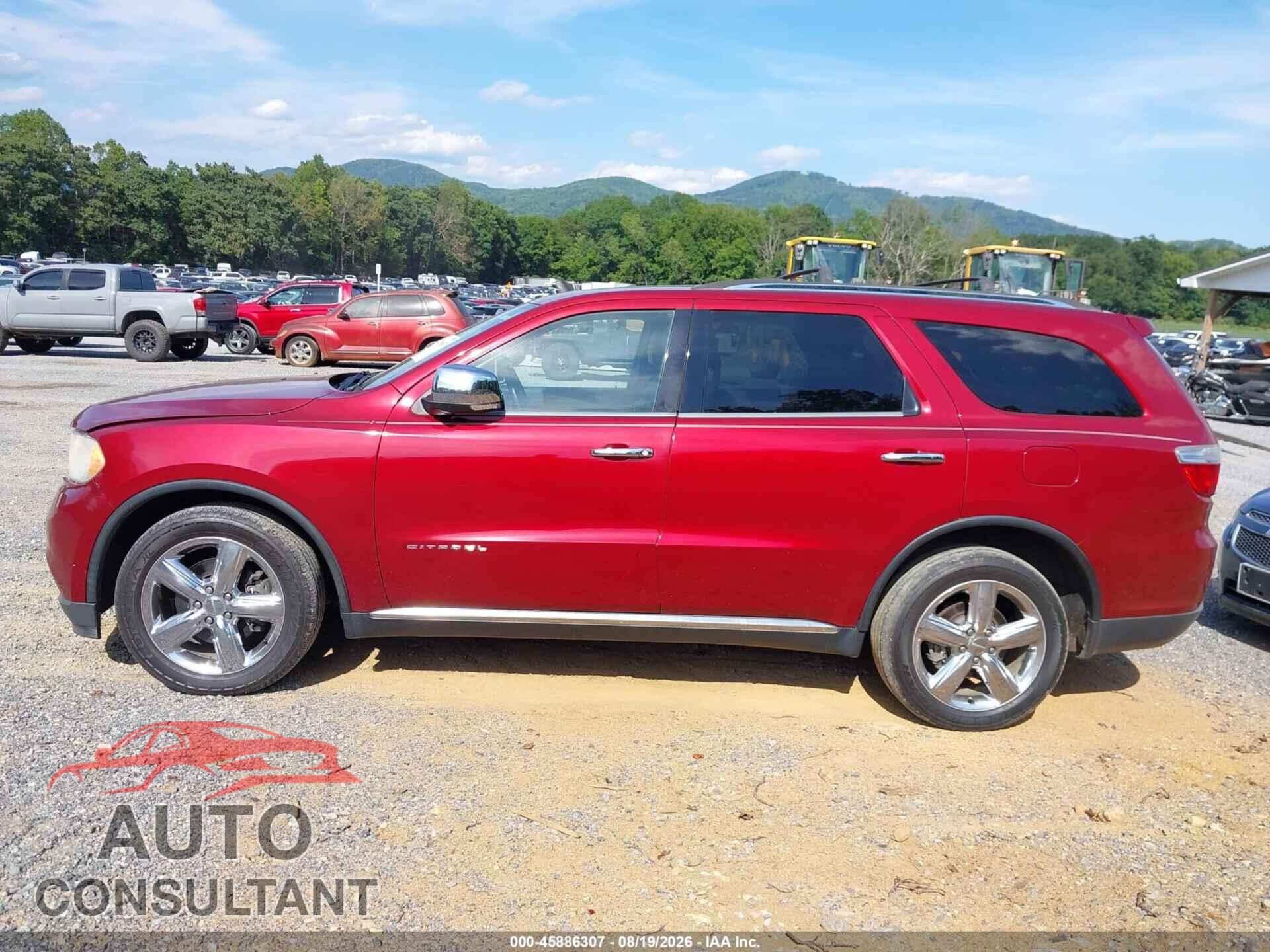 DODGE DURANGO 2013 - 1C4SDJET2DC670451