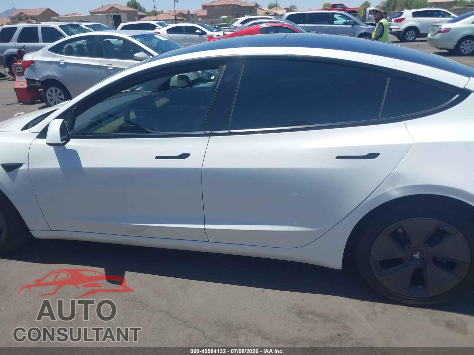 TESLA MODEL 3 2021 - 5YJ3E1EA9MF941492