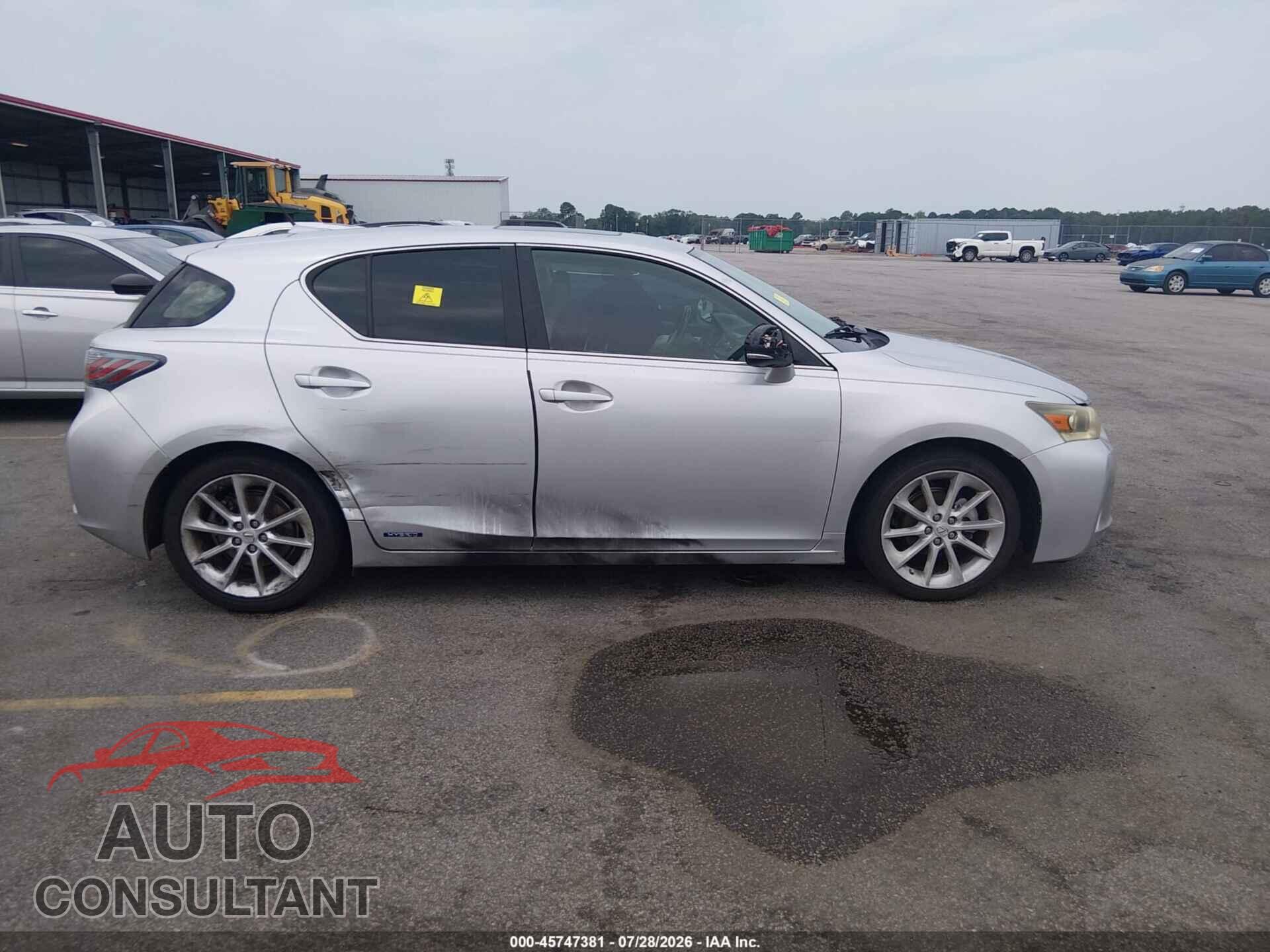 LEXUS CT 200H 2013 - JTHKD5BH3D2142011