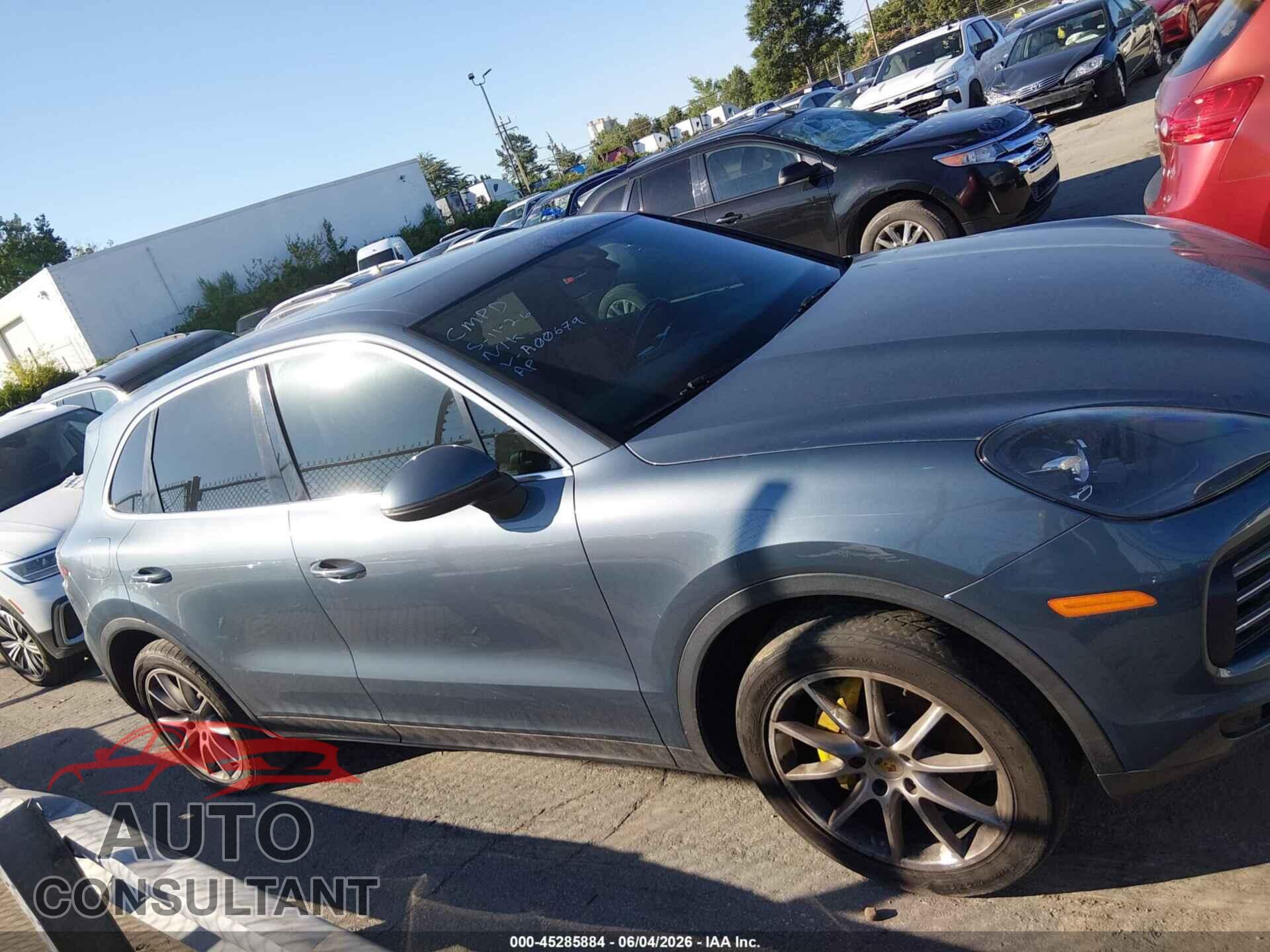 PORSCHE CAYENNE 2019 - WP1AA2AY1KDA00679