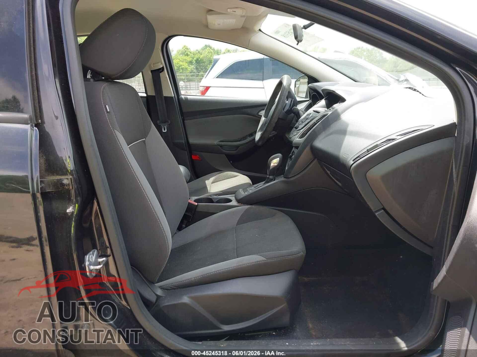 FORD FOCUS 2013 - 1FADP3F26DL121147
