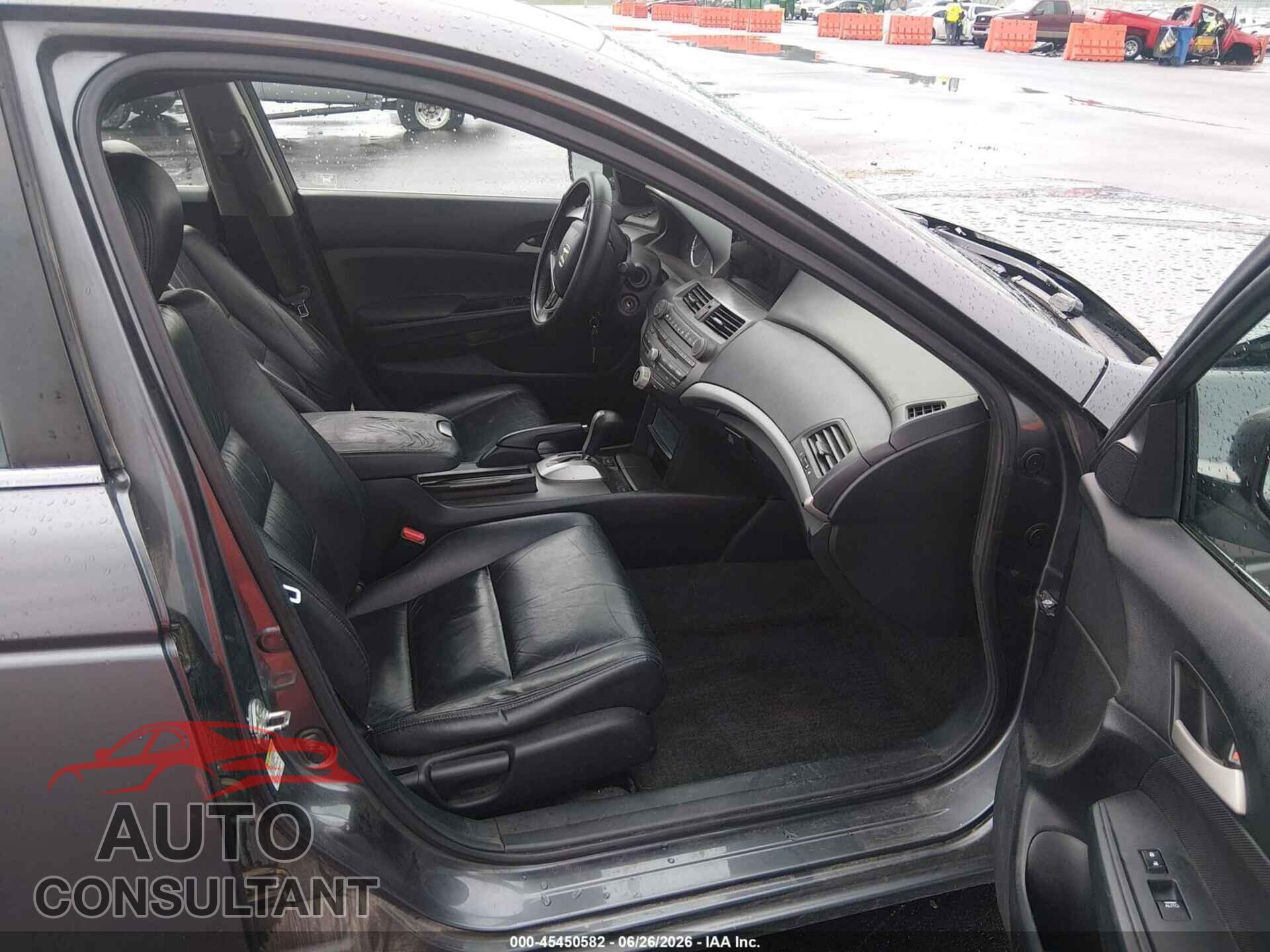 HONDA ACCORD 2011 - 1HGCP2F61BA061372