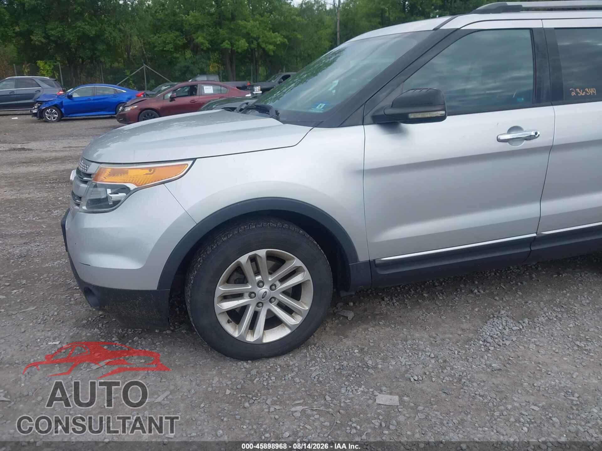 FORD EXPLORER 2013 - 1FM5K7D88DGA73683