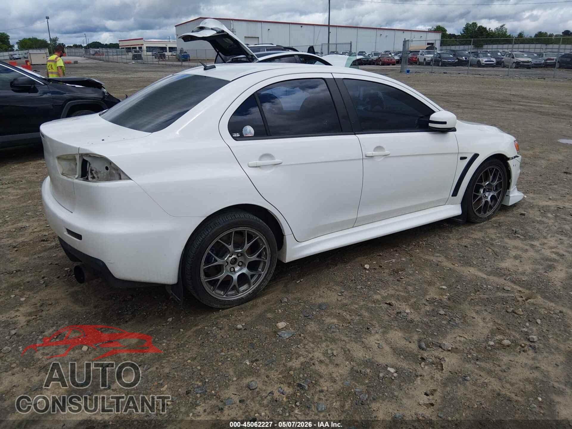 MITSUBISHI LANCER EVOLUTION 2015 - JA32W8FV1FU020766