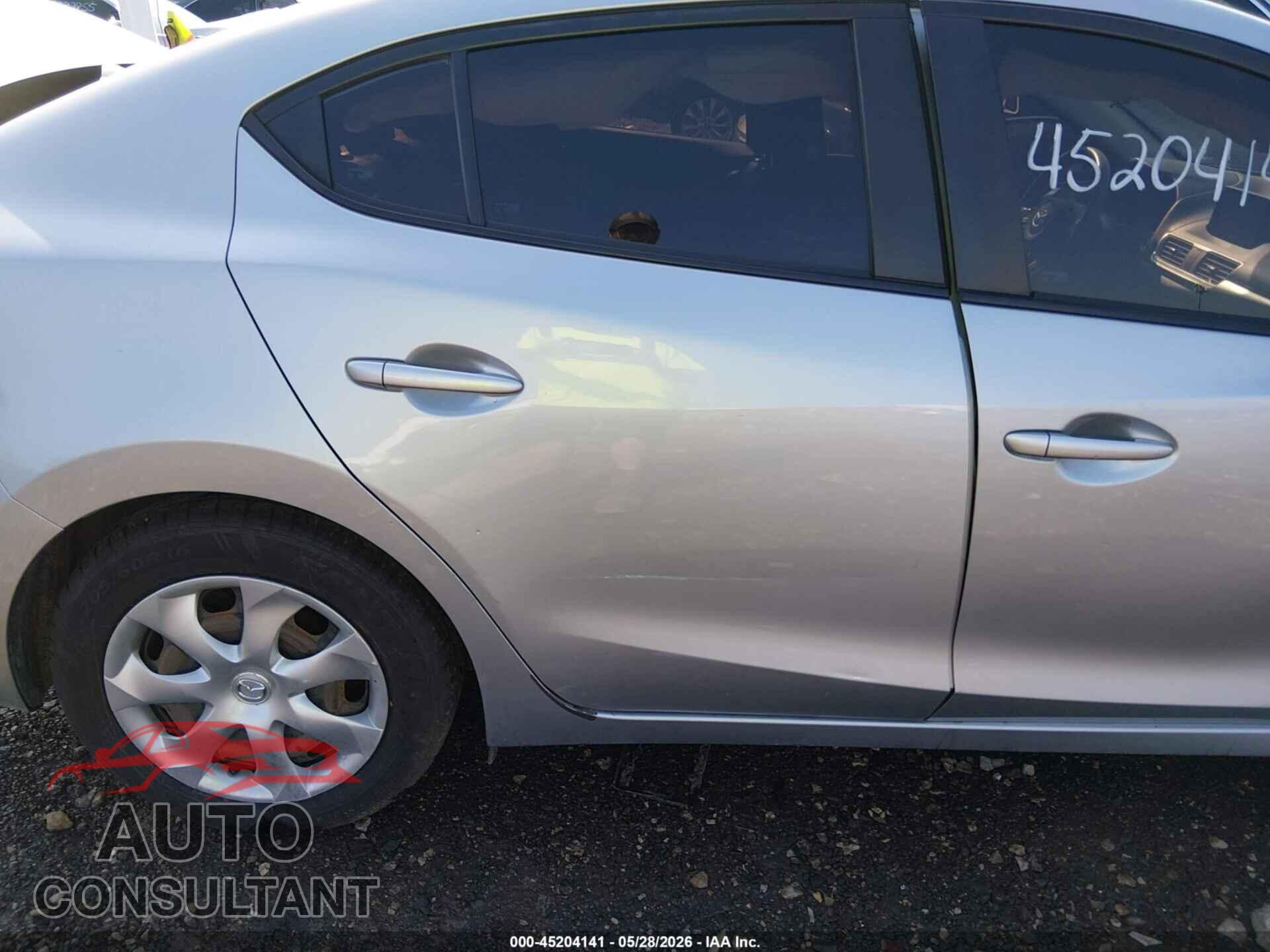 MAZDA MAZDA3 2018 - 3MZBN1U70JM160379
