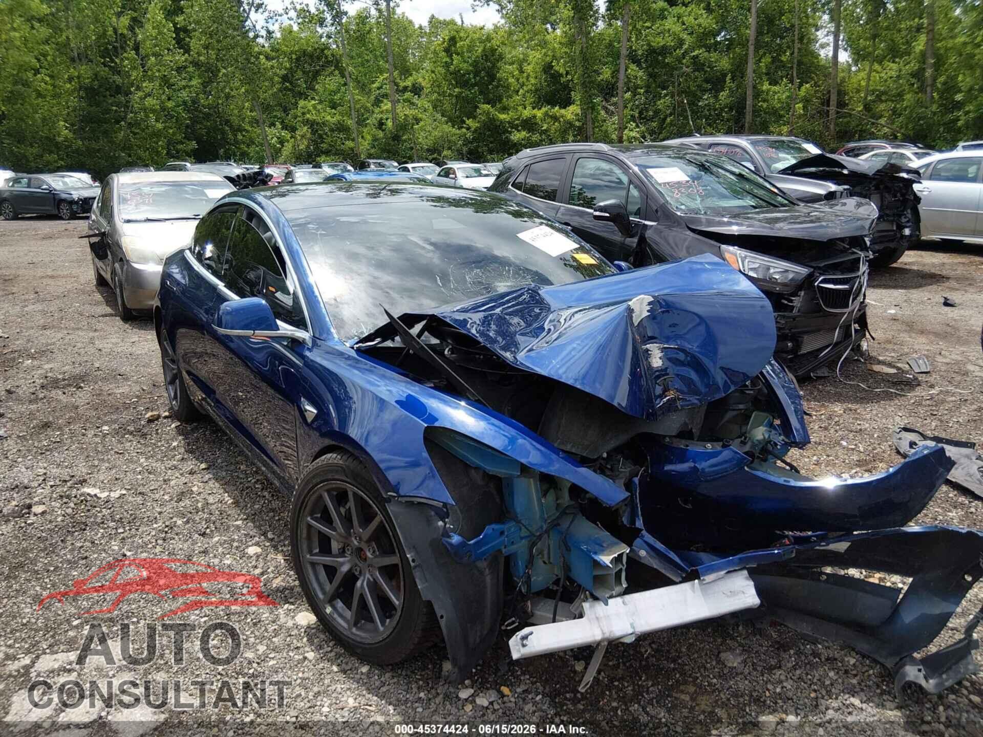 TESLA MODEL 3 2020 - 5YJ3E1EB5LF647661