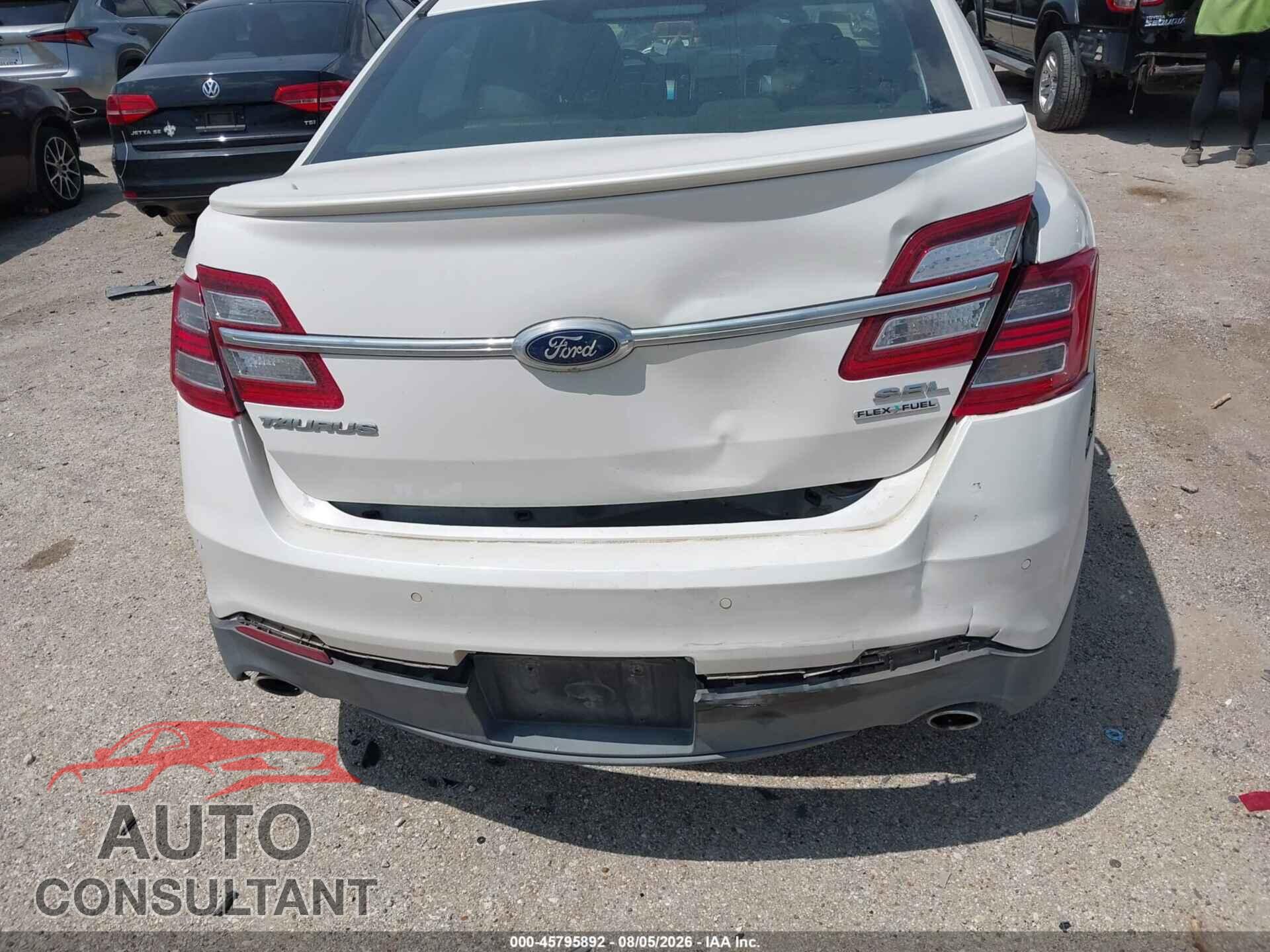 FORD TAURUS 2015 - 1FAHP2E87FG160911