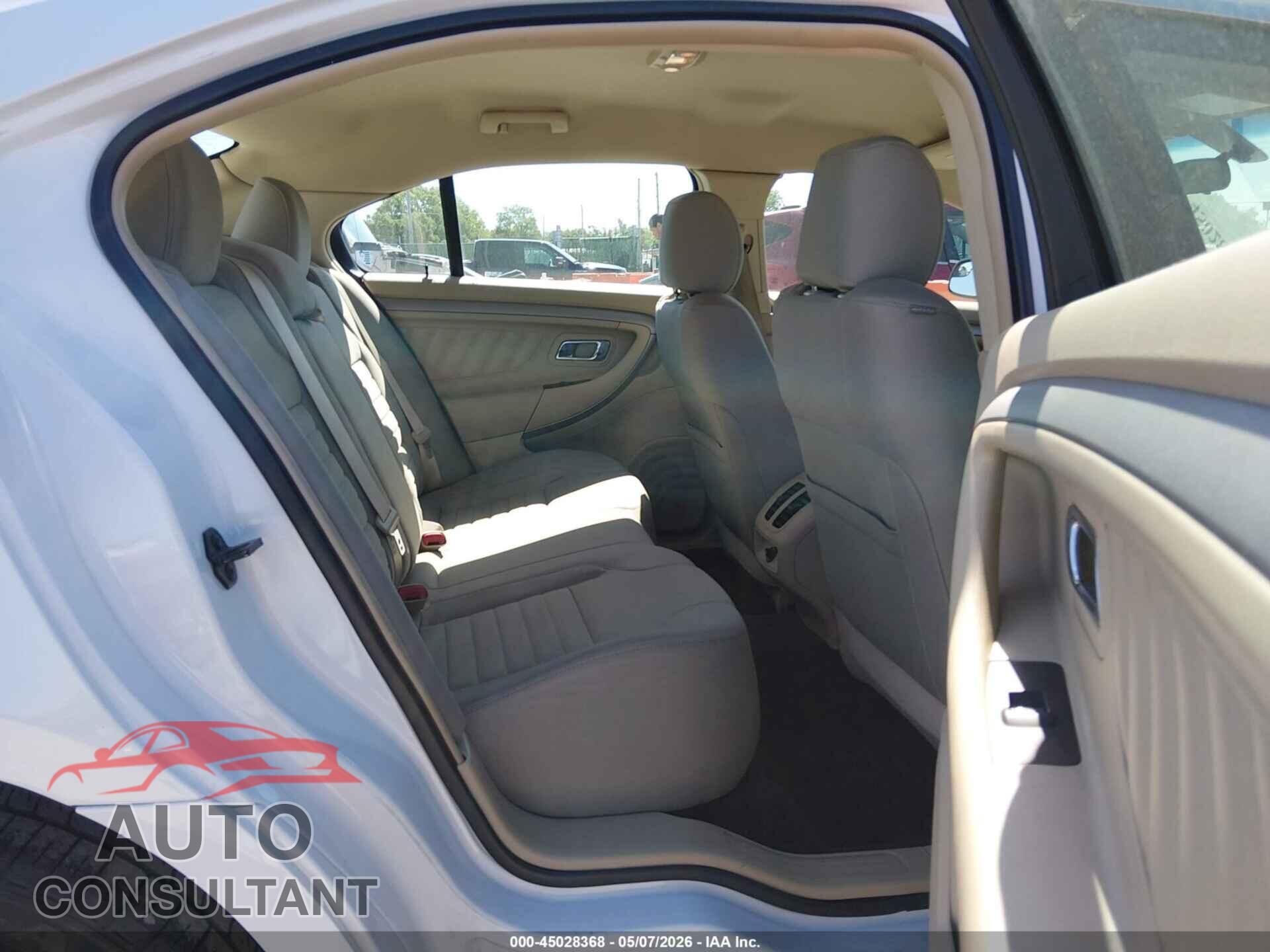 FORD TAURUS 2018 - 1FAHP2D87JG134402