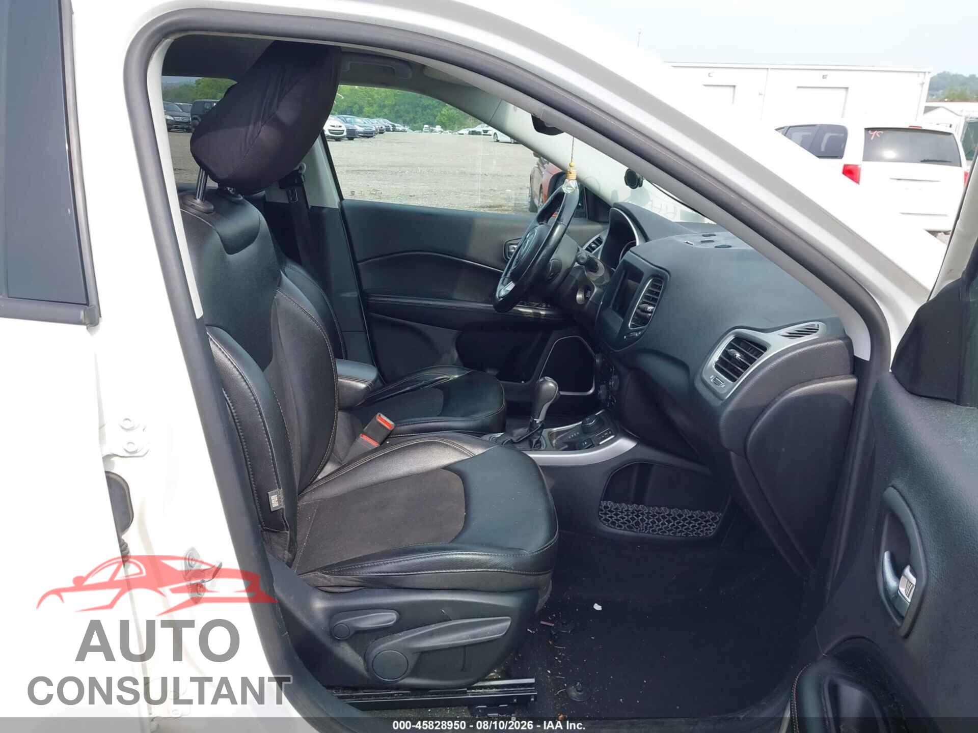 JEEP COMPASS 2020 - 3C4NJDBB6LT149402