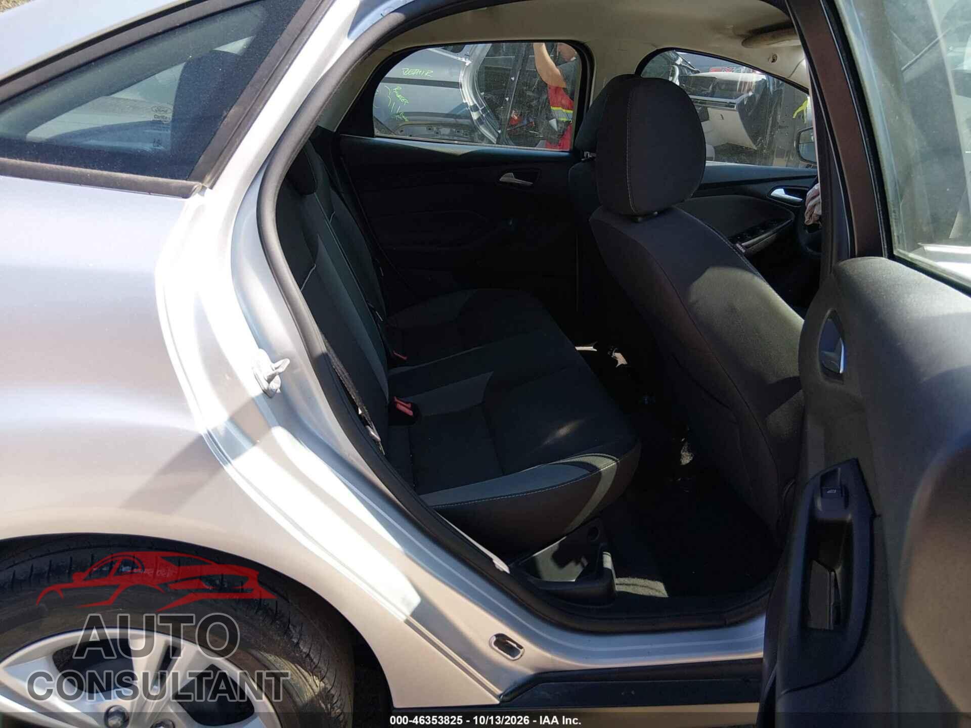 FORD FOCUS 2013 - 1FADP3F23DL363295