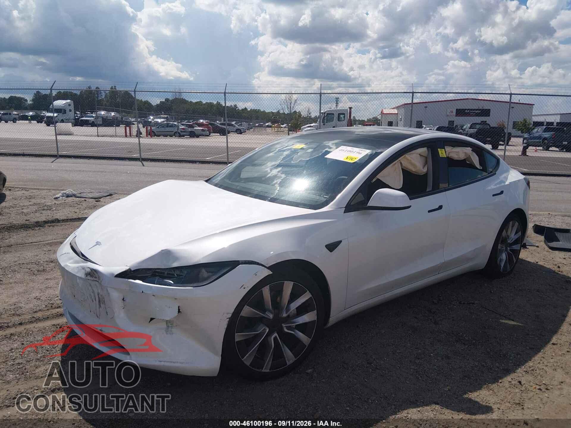 TESLA MODEL 3 2024 - 5YJ3E1EA7RF761967