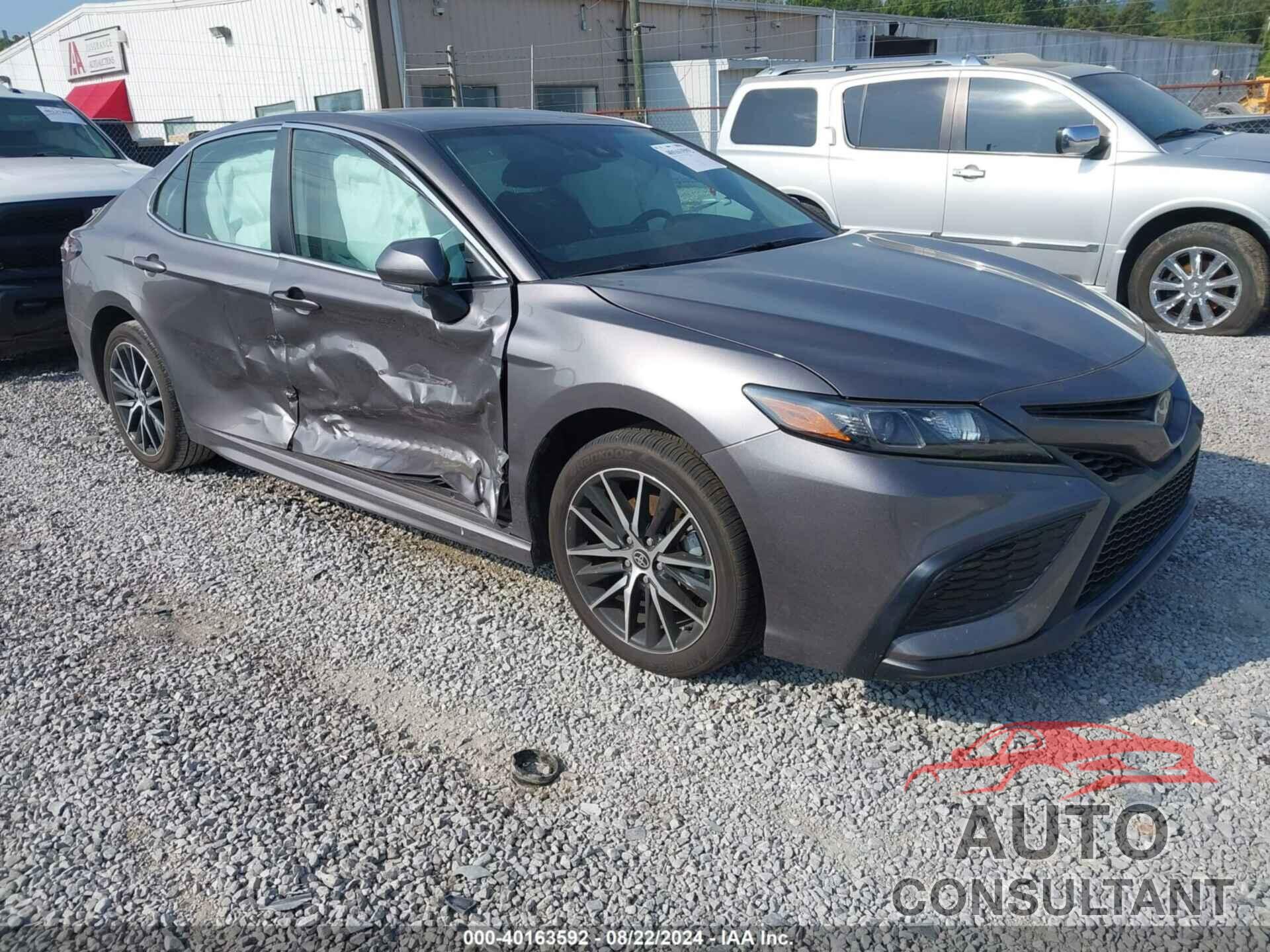 TOYOTA CAMRY 2024 - 4T1G11AK5RU243337