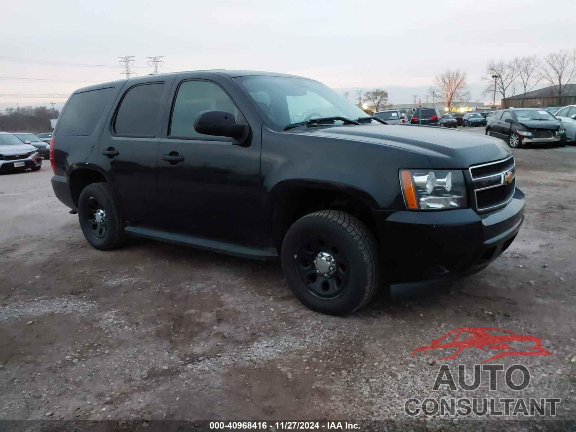 CHEVROLET TAHOE 2013 - 1GNLC2E03DR334167