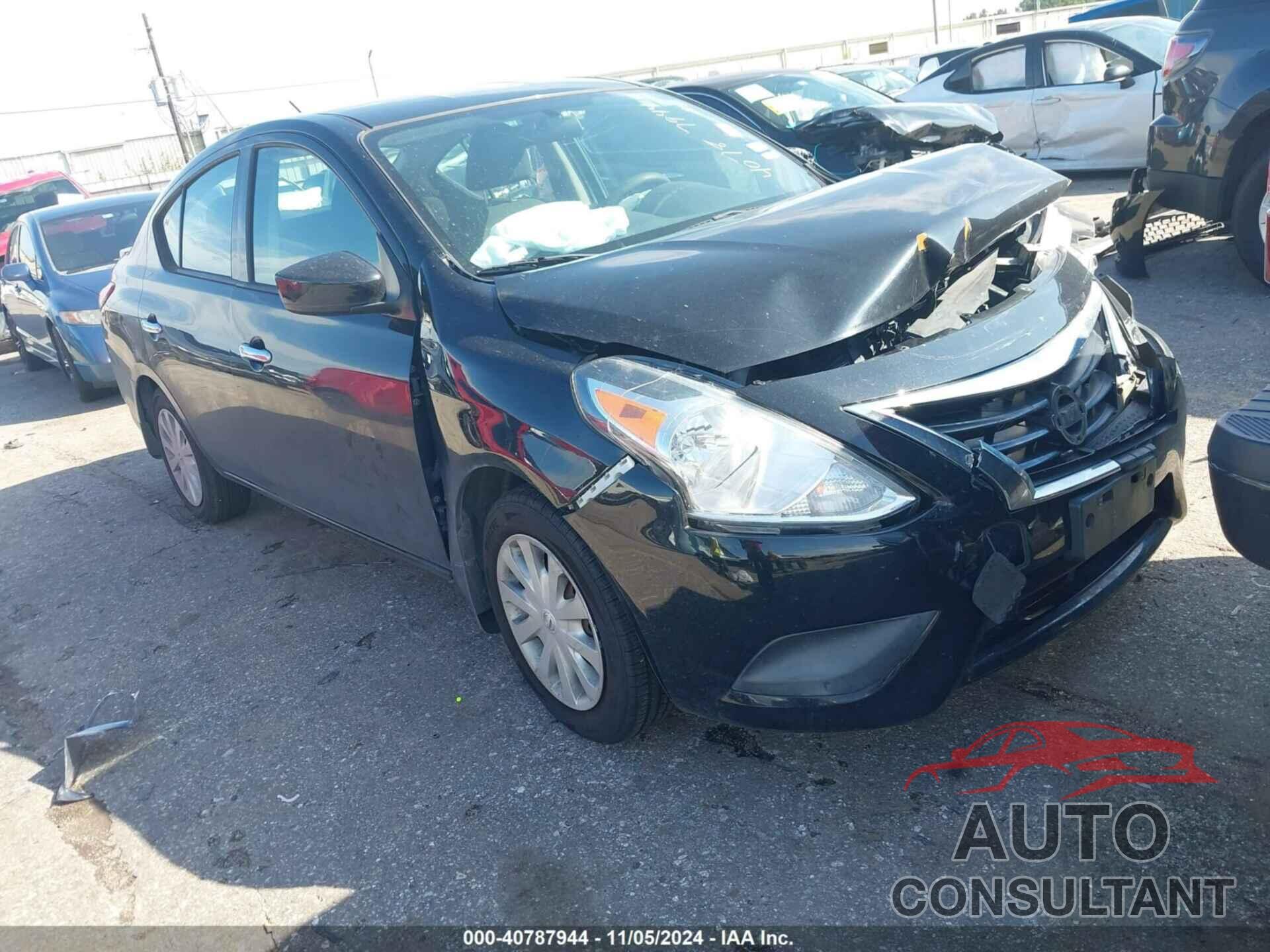 NISSAN VERSA 2019 - 3N1CN7AP7KL818403