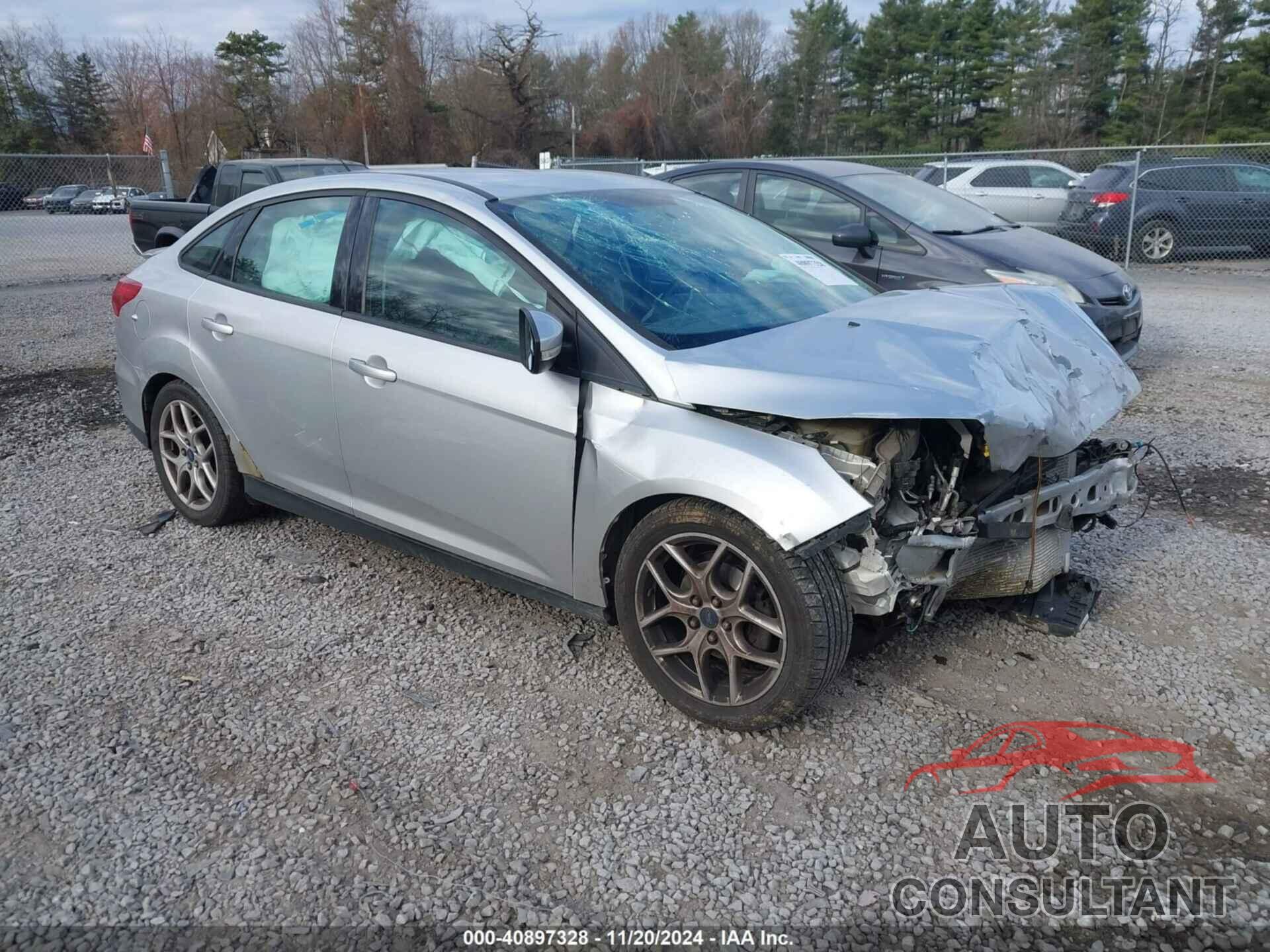 FORD FOCUS 2015 - 1FADP3F28FL338248