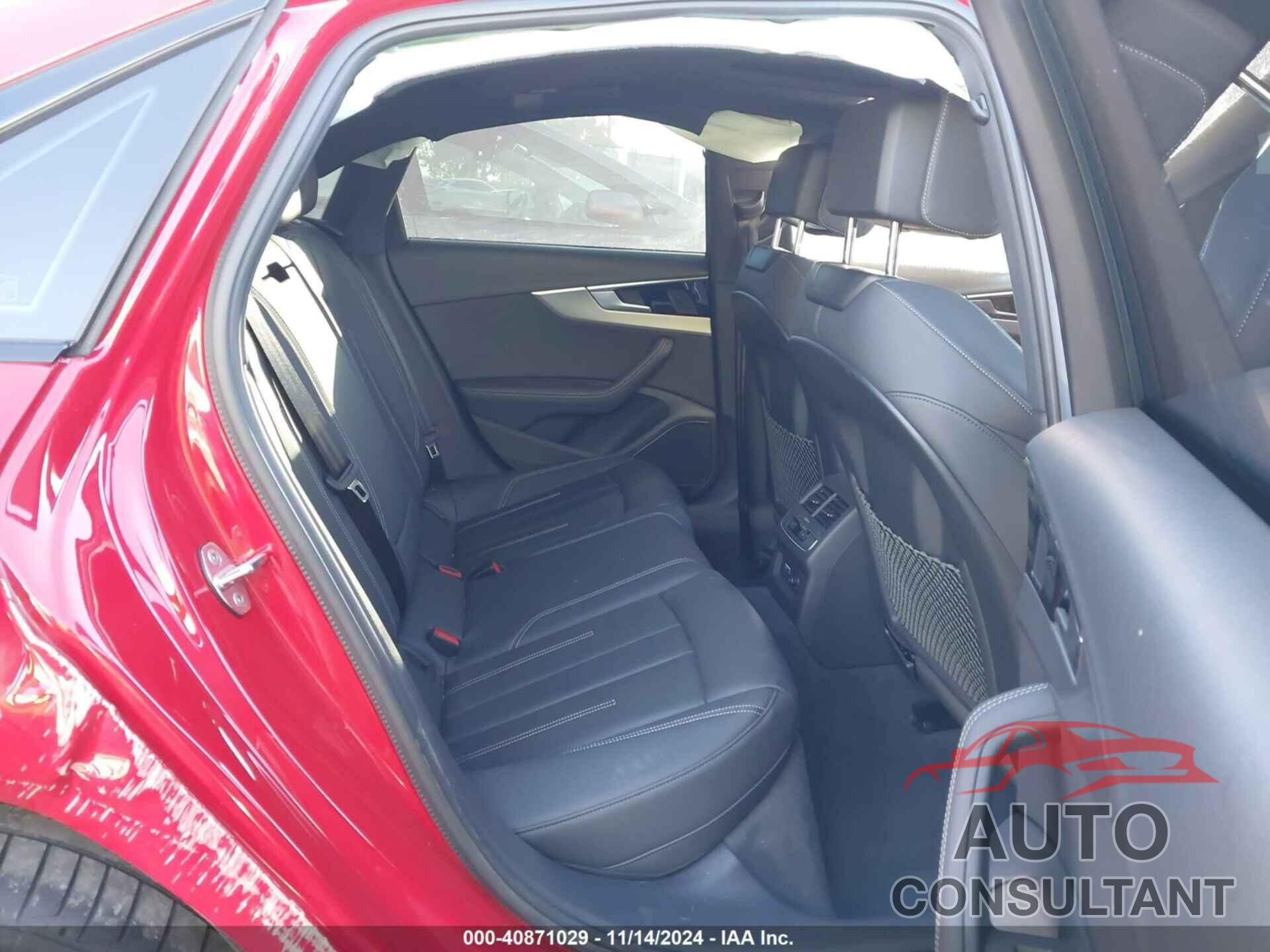 AUDI A4 2024 - WAUEAAF40RN005277