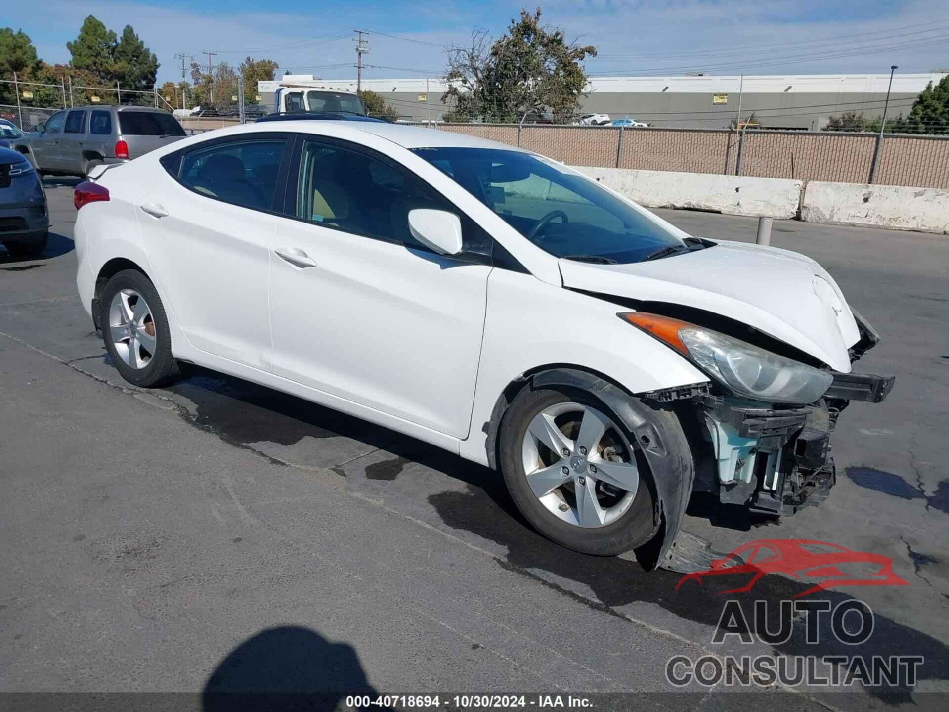 HYUNDAI ELANTRA 2013 - 5NPDH4AE5DH254209