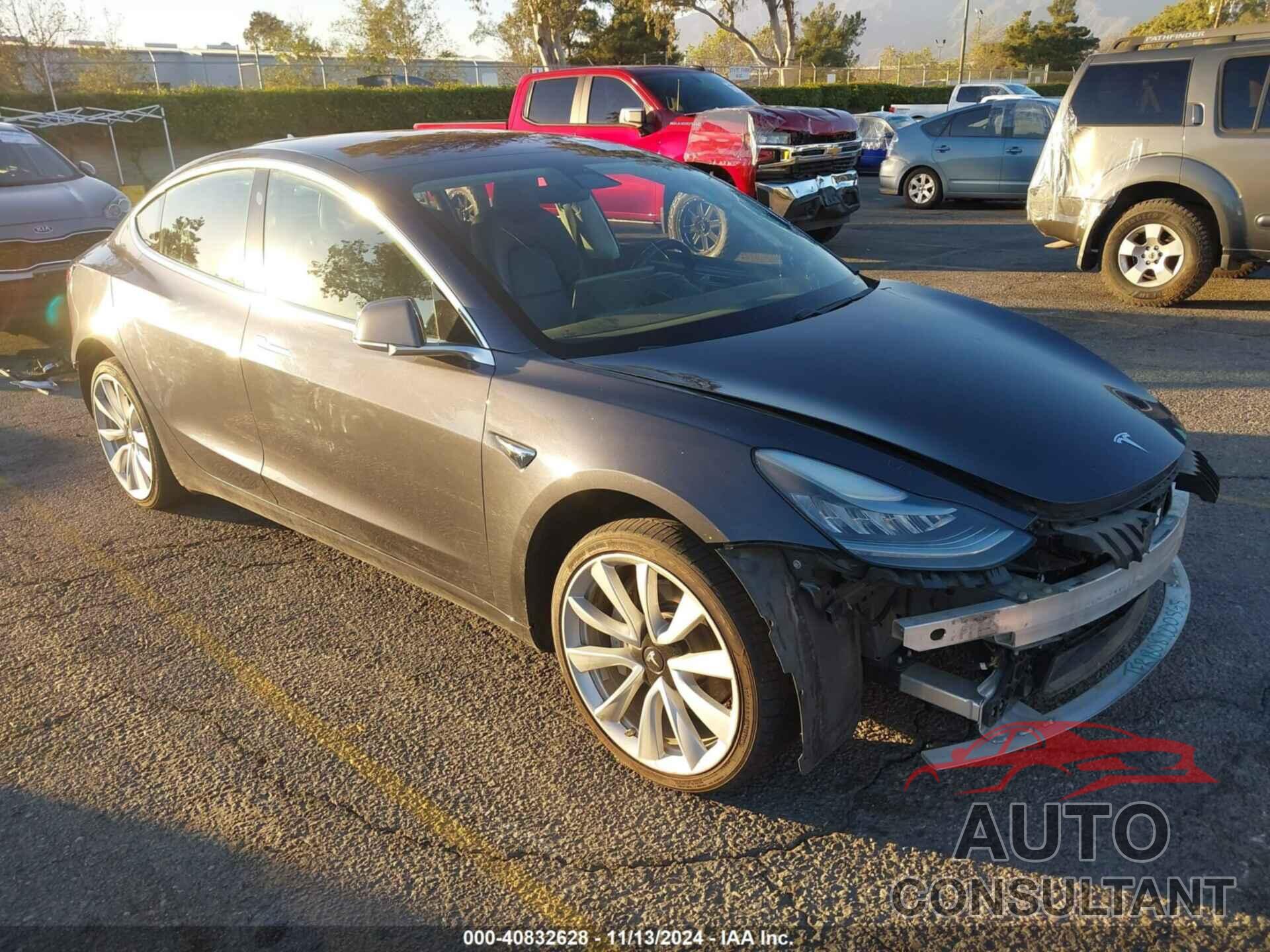 TESLA MODEL 3 2018 - 5YJ3E1EA5JF010774