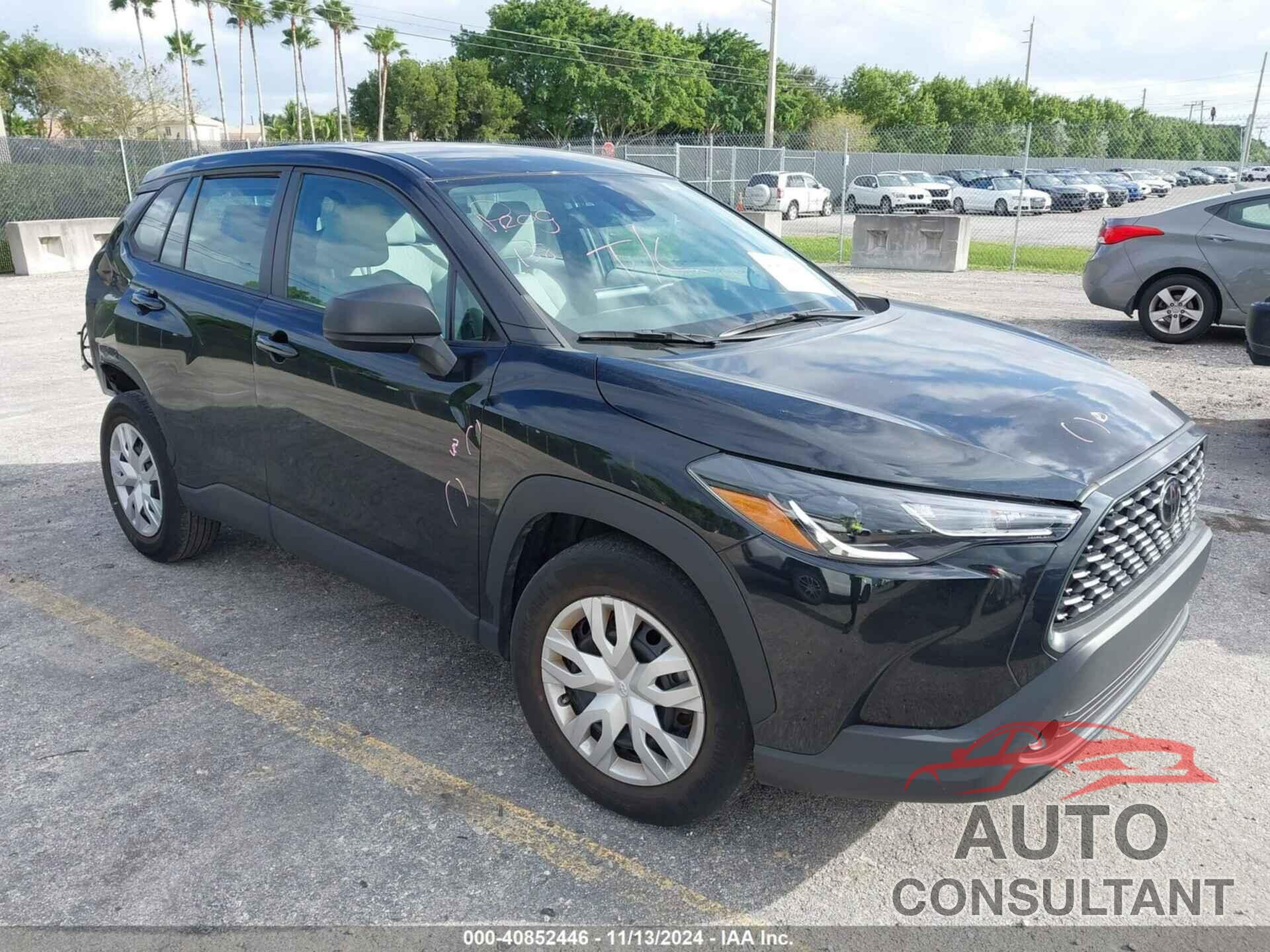 TOYOTA COROLLA CROSS 2022 - 7MUAAAAG5NV027269