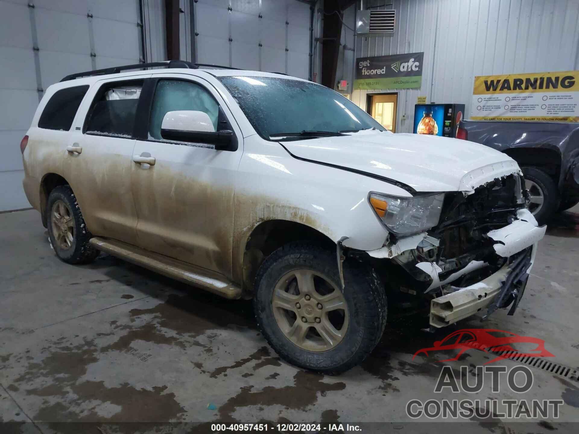 TOYOTA SEQUOIA 2014 - 5TDBW5G1XES099790