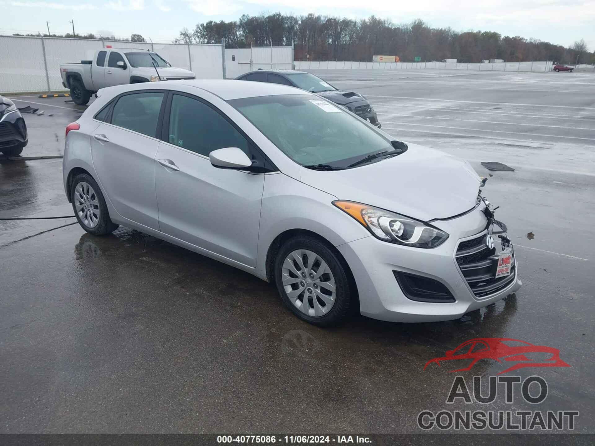 HYUNDAI ELANTRA GT 2017 - KMHD35LH3HU376456