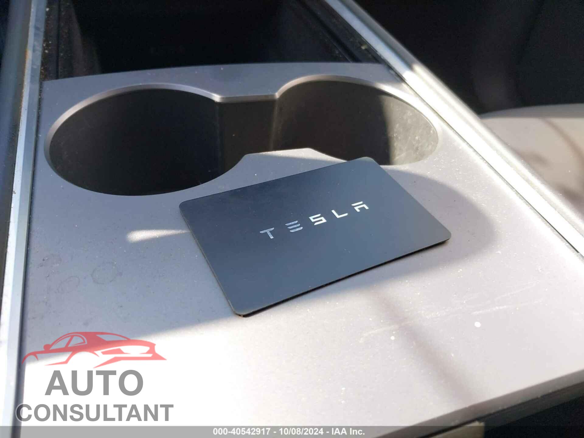 TESLA MODEL Y 2023 - 7SAYGDEE4PF880614