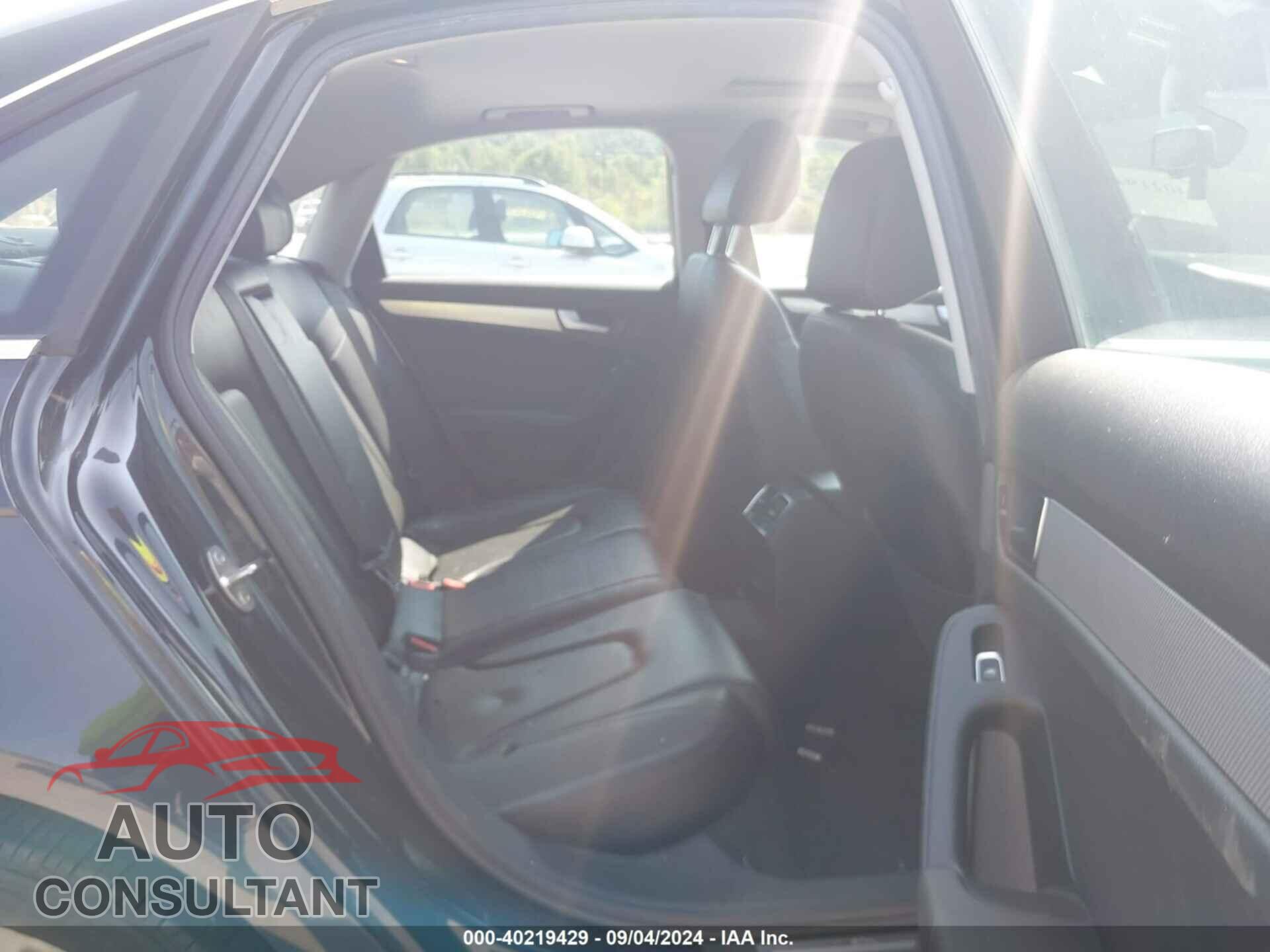 AUDI A4 2013 - WAUFFAFL9DN048392