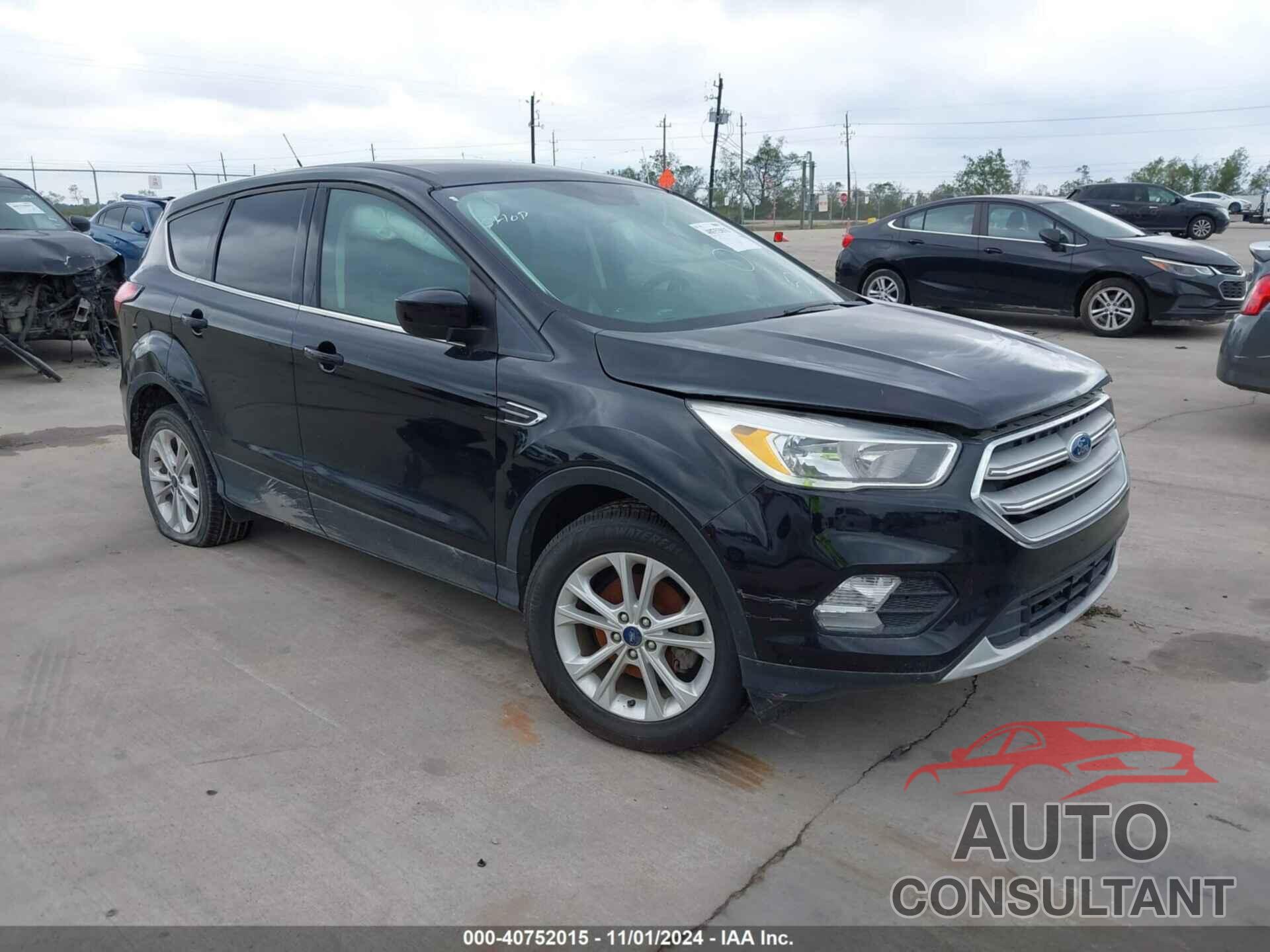 FORD ESCAPE 2019 - 1FMCU0GD3KUB95061