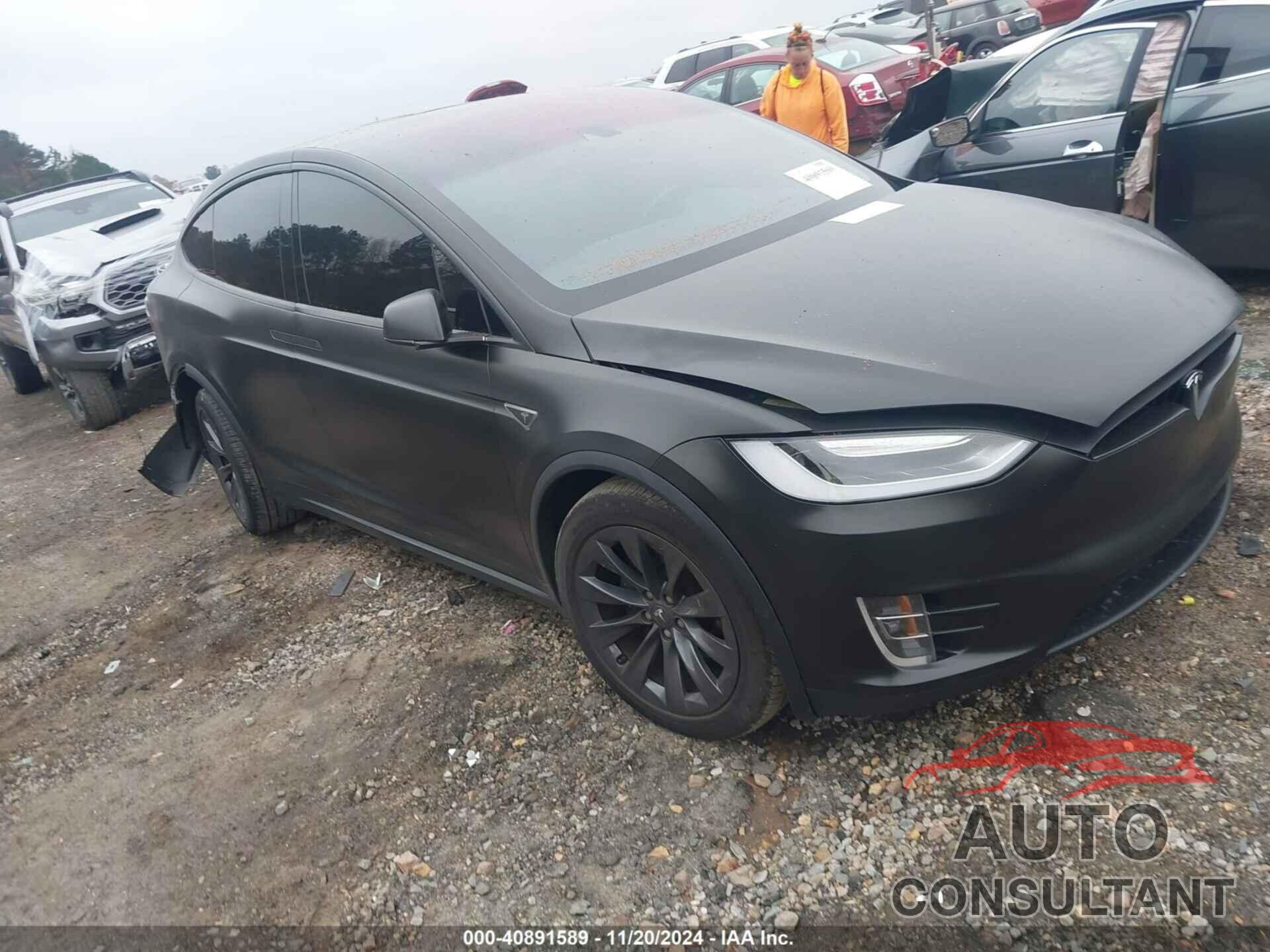 TESLA MODEL X 2016 - 5YJXCBE24GF007086