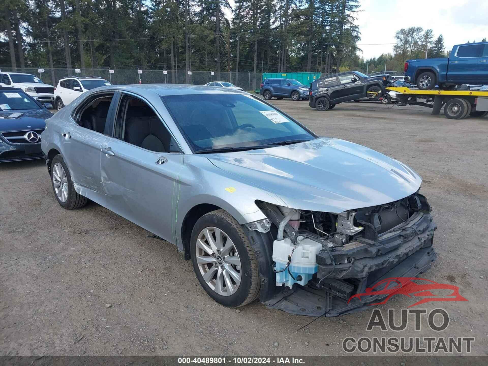 TOYOTA CAMRY 2018 - 4T1B11HK9JU018617