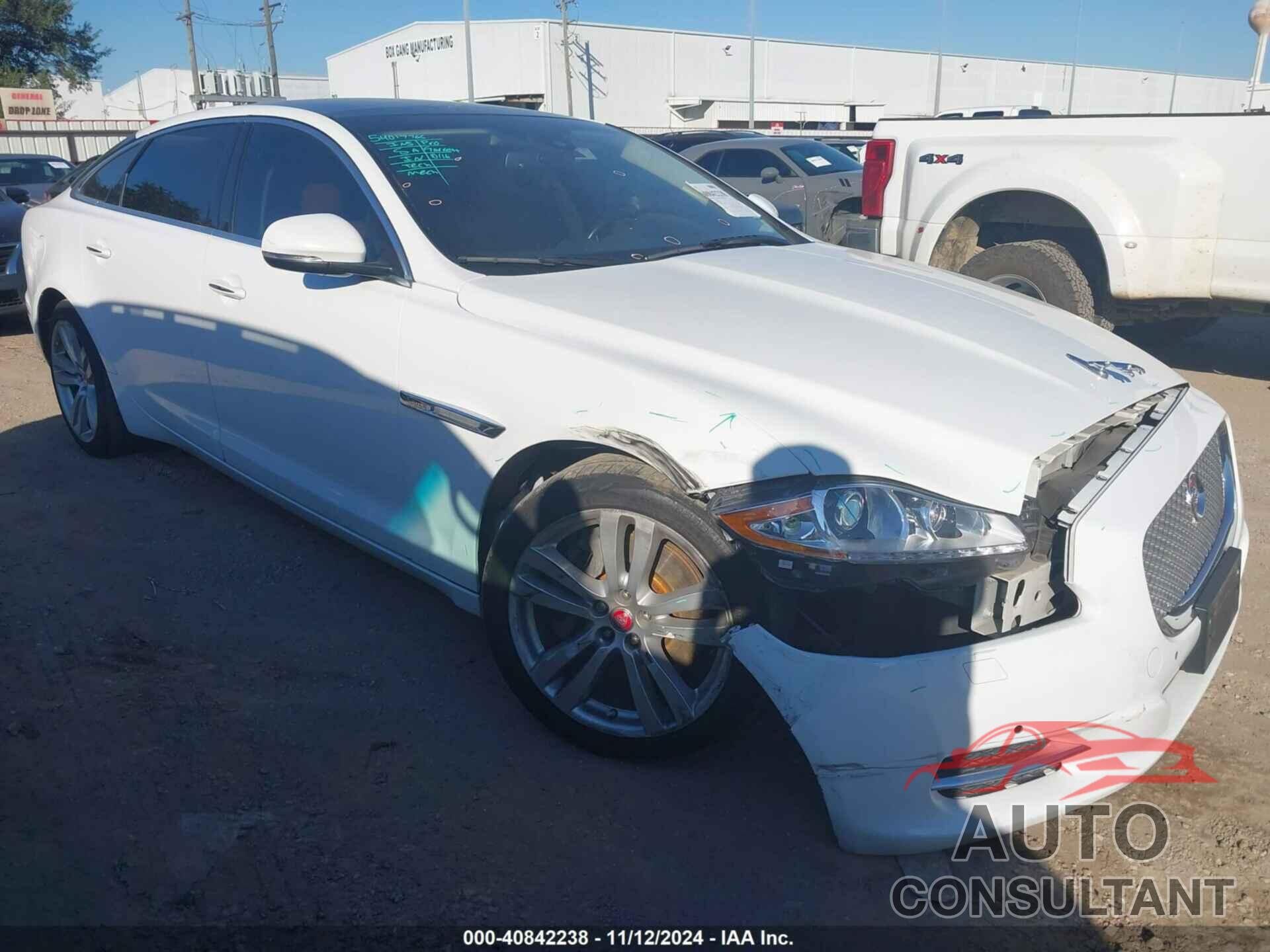 JAGUAR XJ 2014 - SAJWJ2GD5E8V61476
