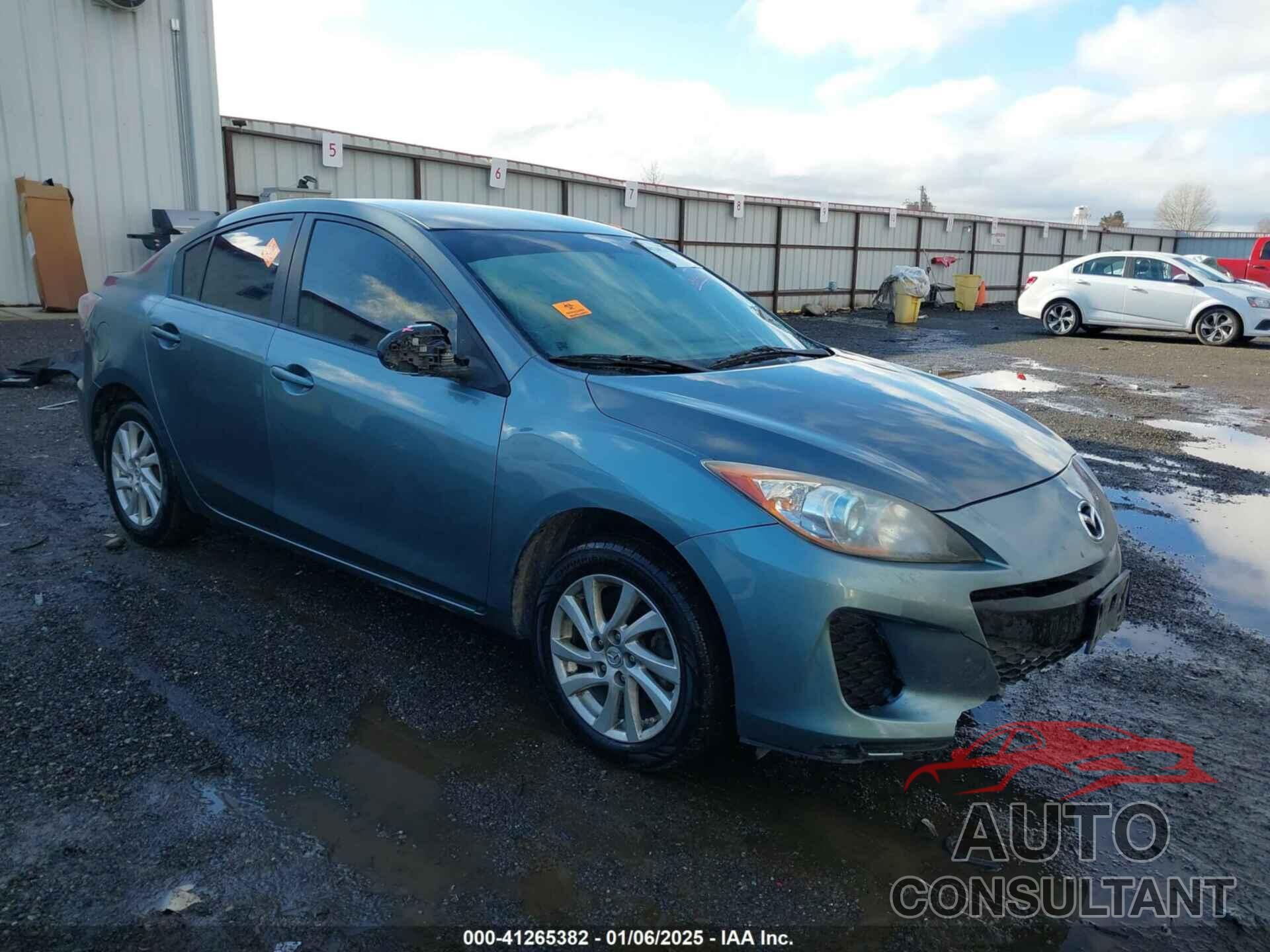 MAZDA MAZDA3 2012 - JM1BL1V79C1553501