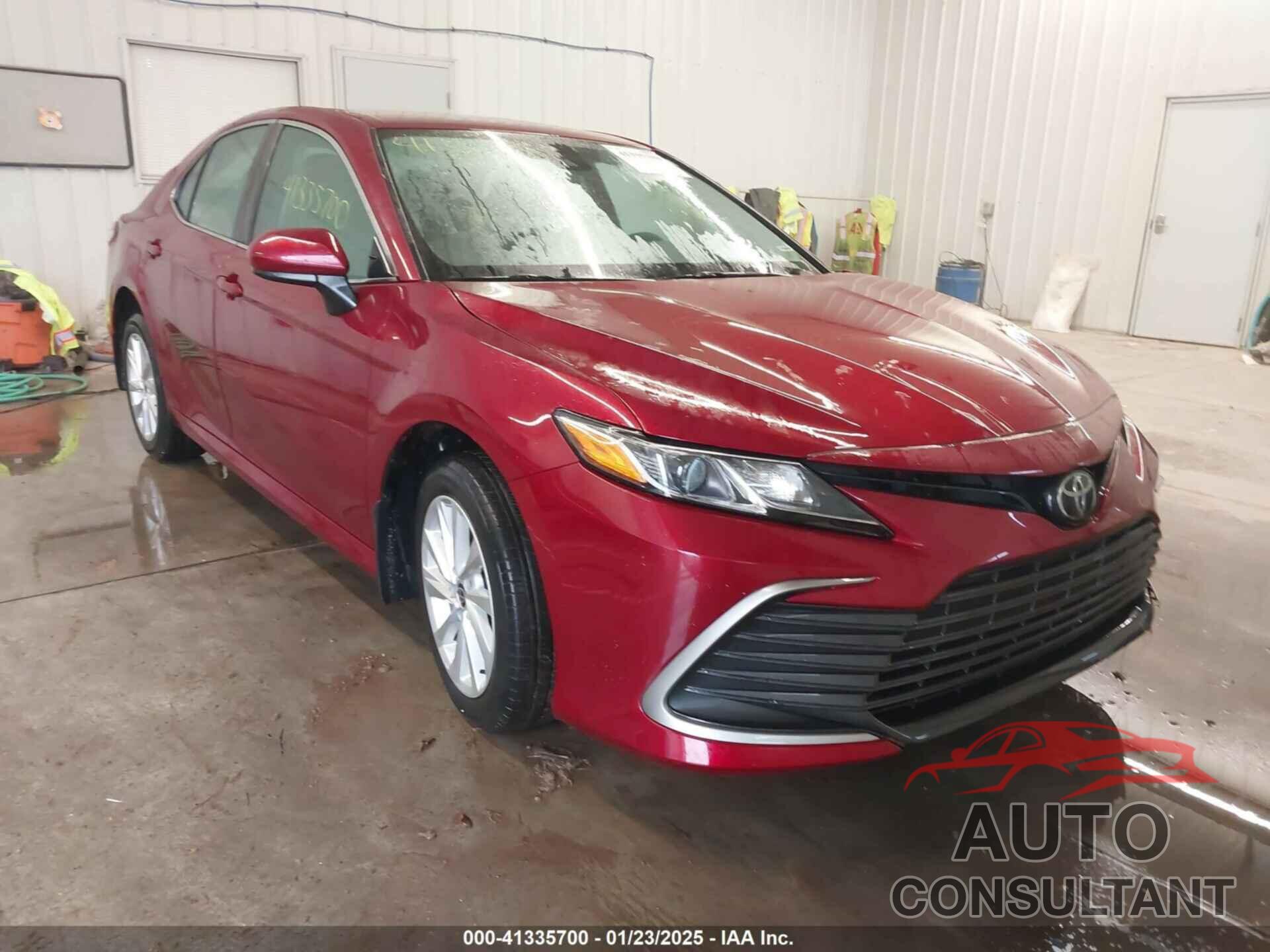 TOYOTA CAMRY 2022 - 4T1C11BK3NU059117