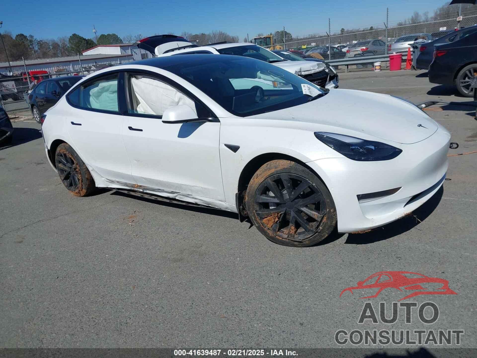 TESLA MODEL 3 2022 - 5YJ3E1EB9NF105756