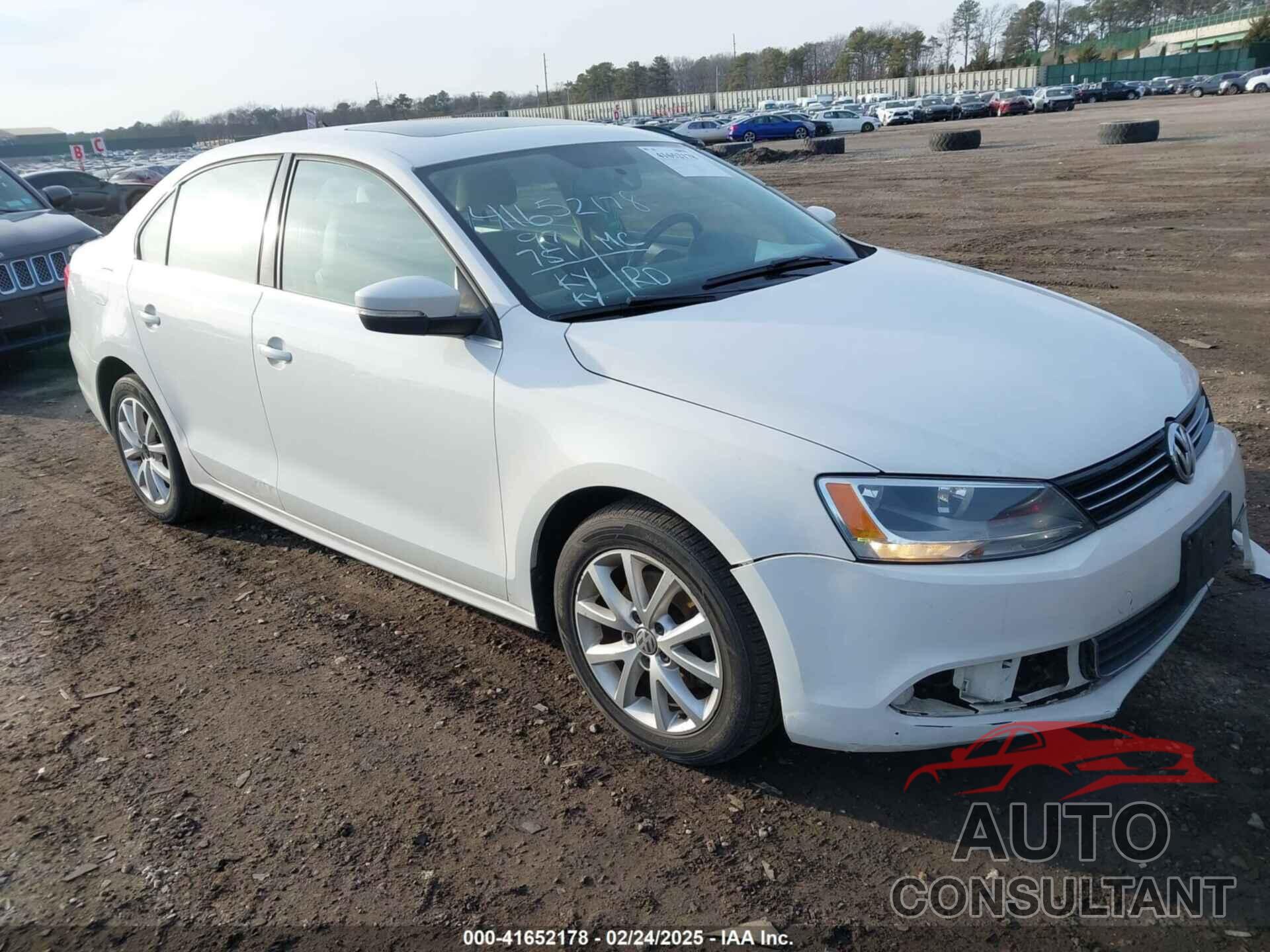 VOLKSWAGEN JETTA 2013 - 3VWDP7AJ3DM443952