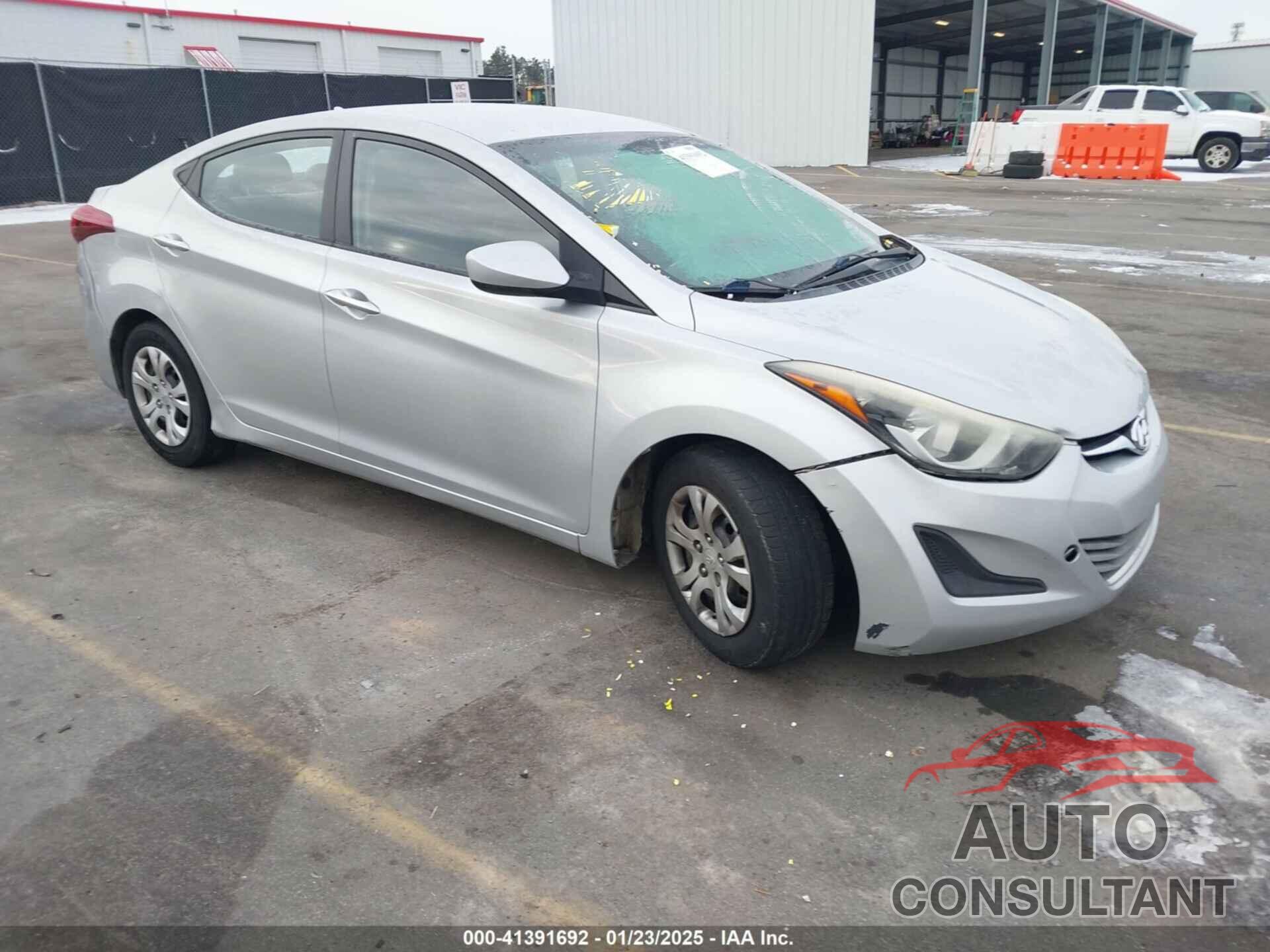 HYUNDAI ELANTRA 2016 - KMHDH4AE3GU479170