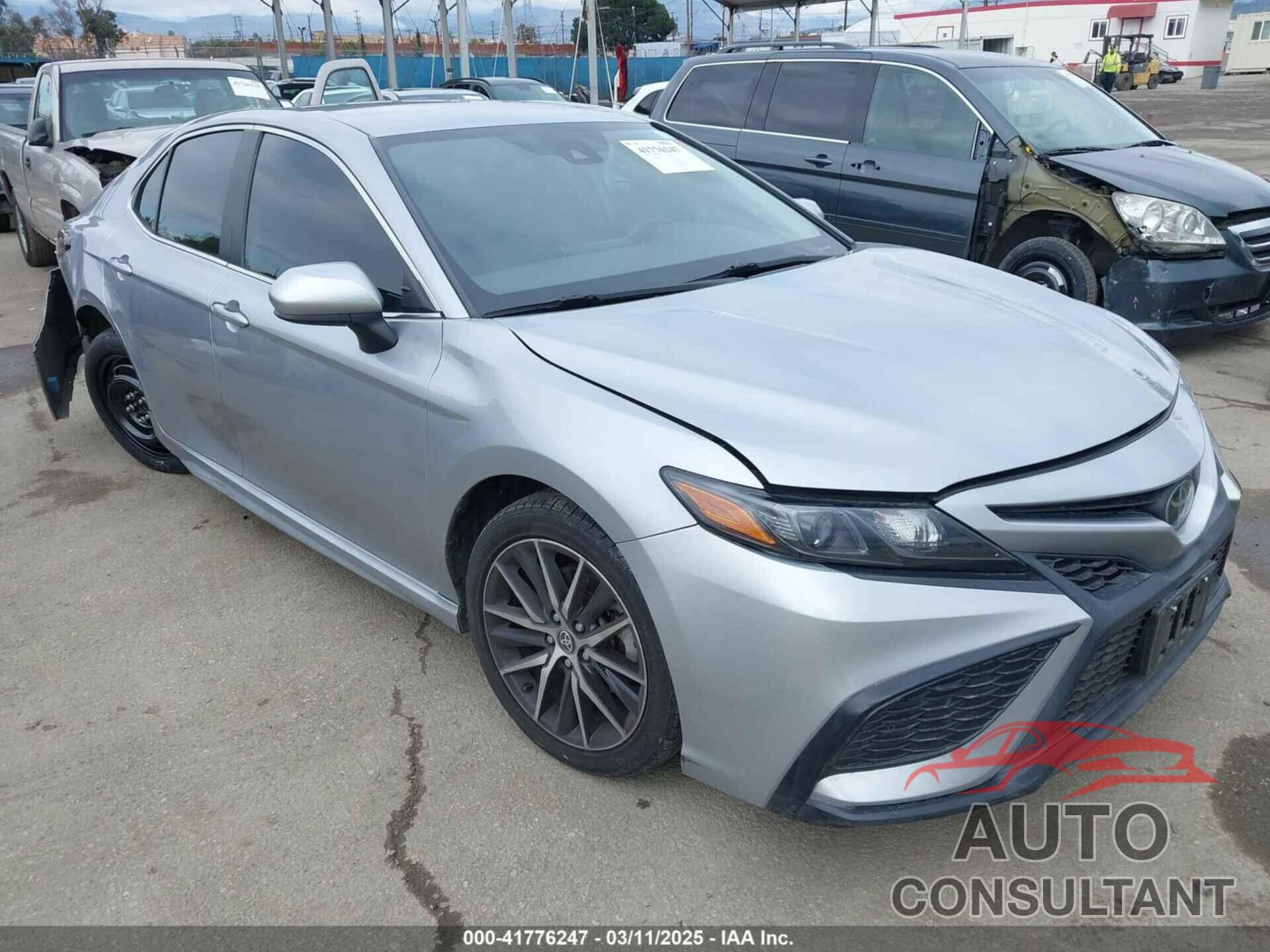 TOYOTA CAMRY 2021 - 4T1G11AK7MU604091